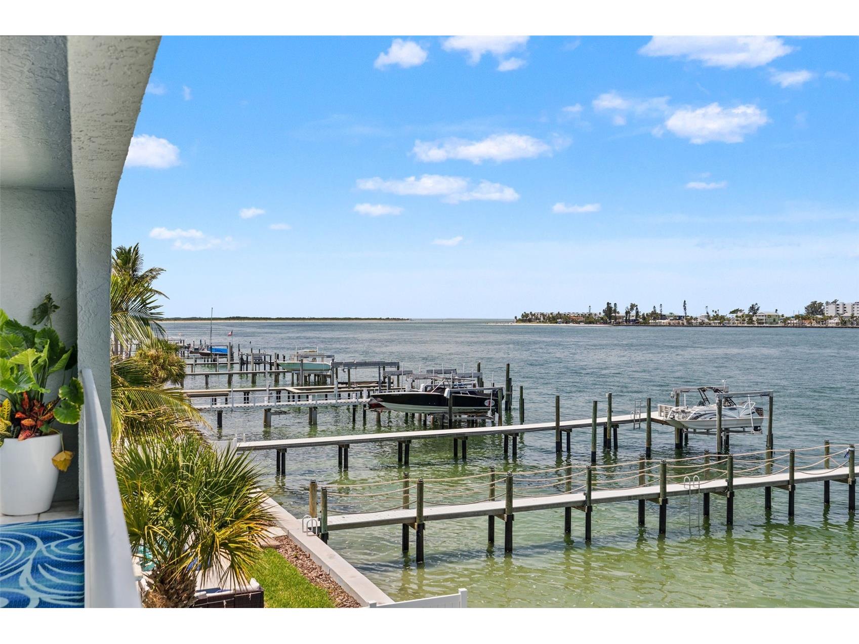 380 8th Avenue N #4 Tierra Verde FL 33715 - PASS-A-GRILLE CHANNEL TB8483946 image49