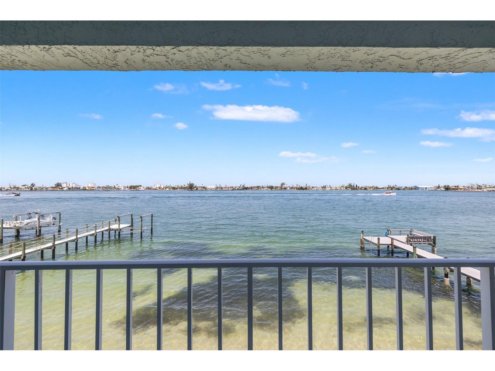 380 8th Avenue N #4 Tierra Verde FL 33715 - PASS-A-GRILLE CHANNEL TB8483946 image71