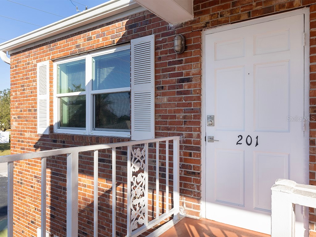 380 Base Avenue E #201 Venice FL 34285 A4674353 image2