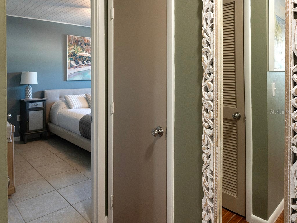 380 Base Avenue E #201 Venice FL 34285 A4674353 image25