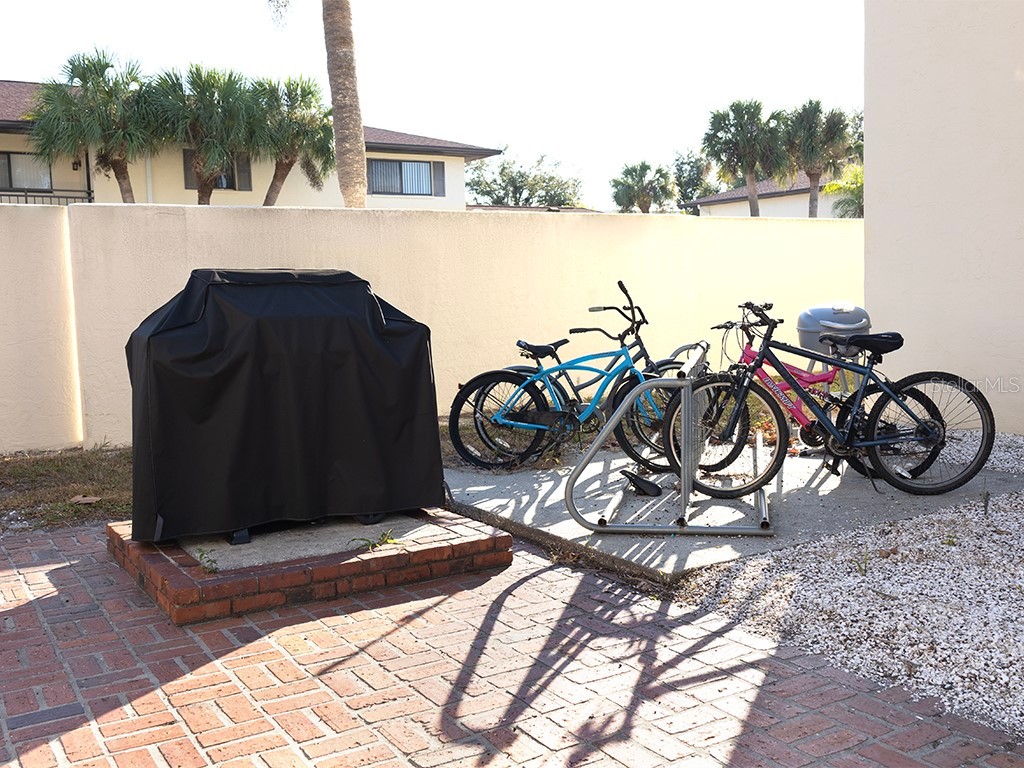 380 Base Avenue E #201 Venice FL 34285 A4674353 image3