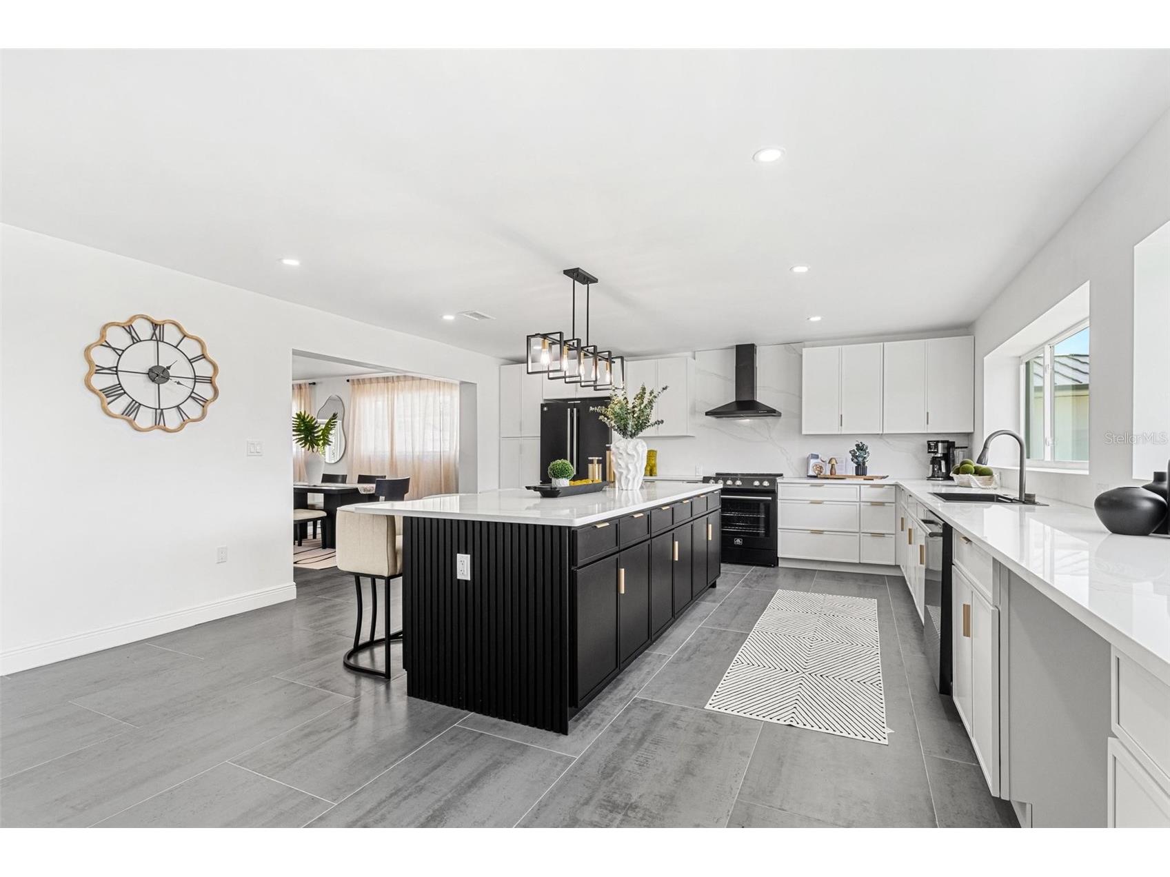 380 Colony Point Road S Saint Petersburg FL 33705 TB8471040 image12