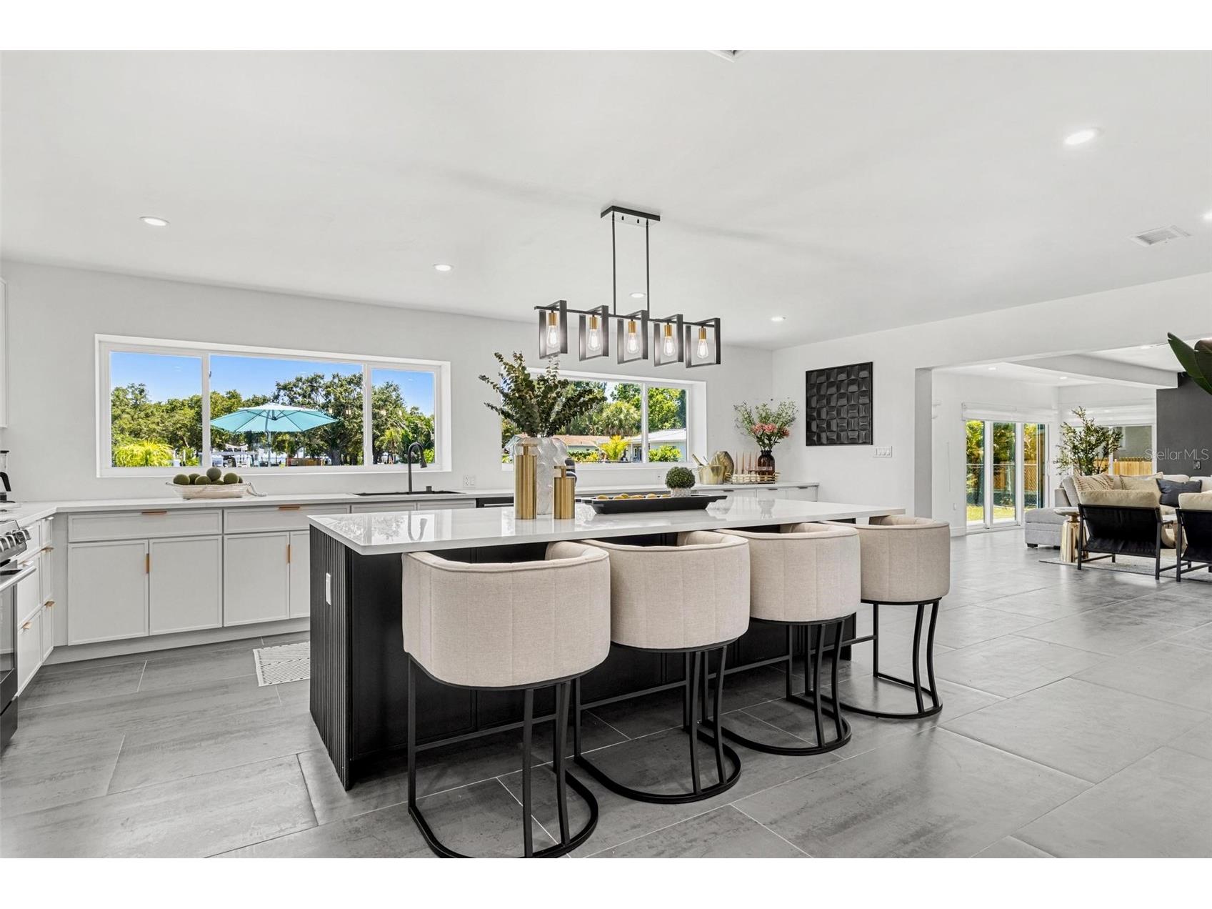 380 Colony Point Road S Saint Petersburg FL 33705 TB8471040 image13