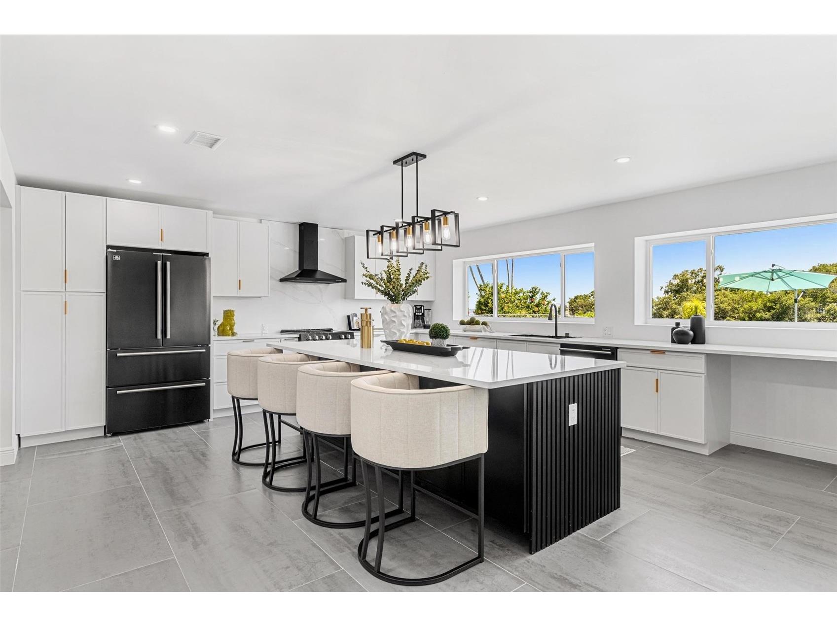 380 Colony Point Road S Saint Petersburg FL 33705 TB8471040 image14