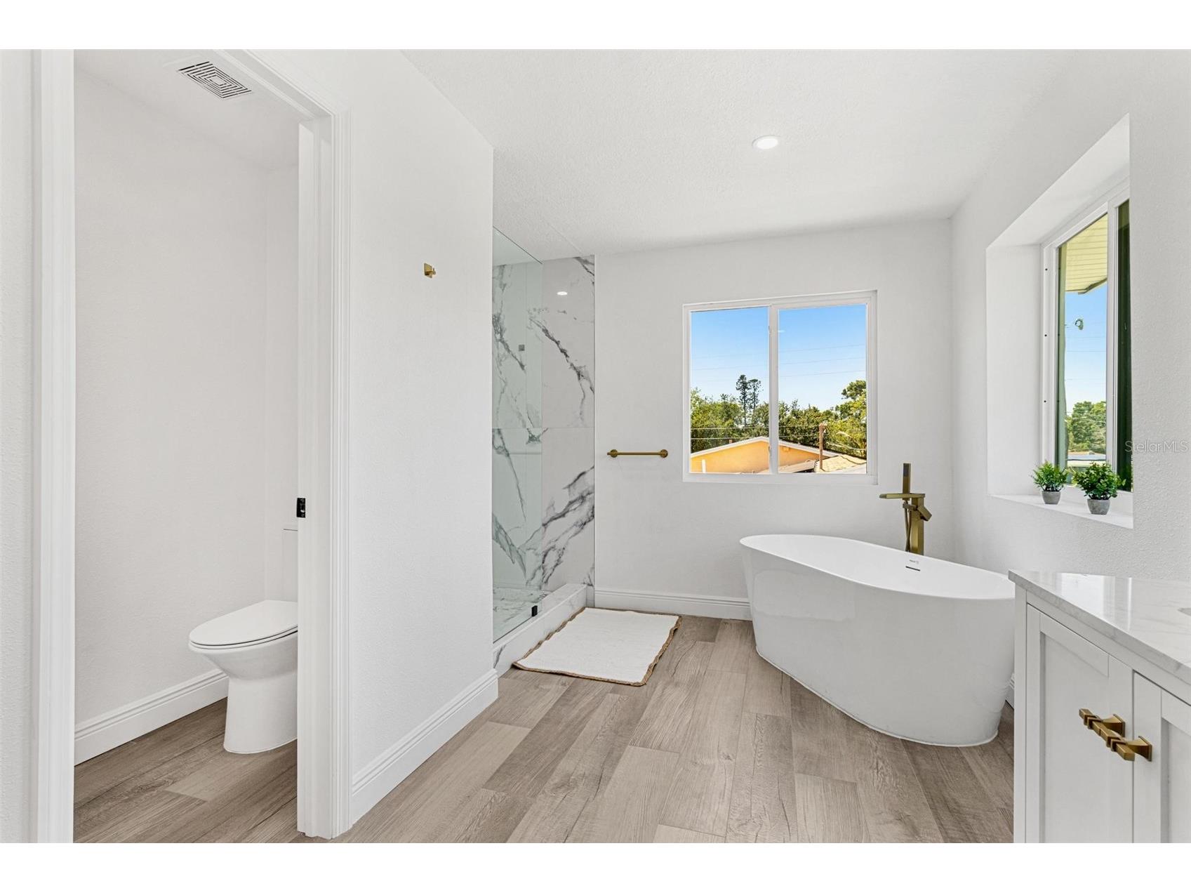 380 Colony Point Road S Saint Petersburg FL 33705 TB8471040 image35