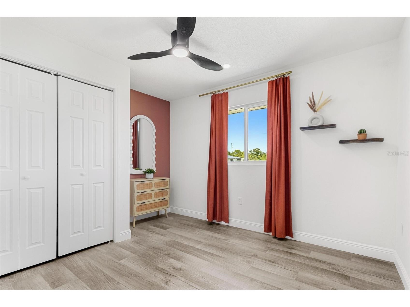 380 Colony Point Road S Saint Petersburg FL 33705 TB8471040 image44