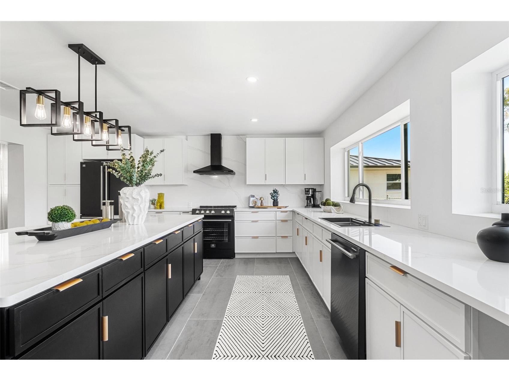 380 Colony Point Road S Saint Petersburg FL 33705 TB8471040 image8