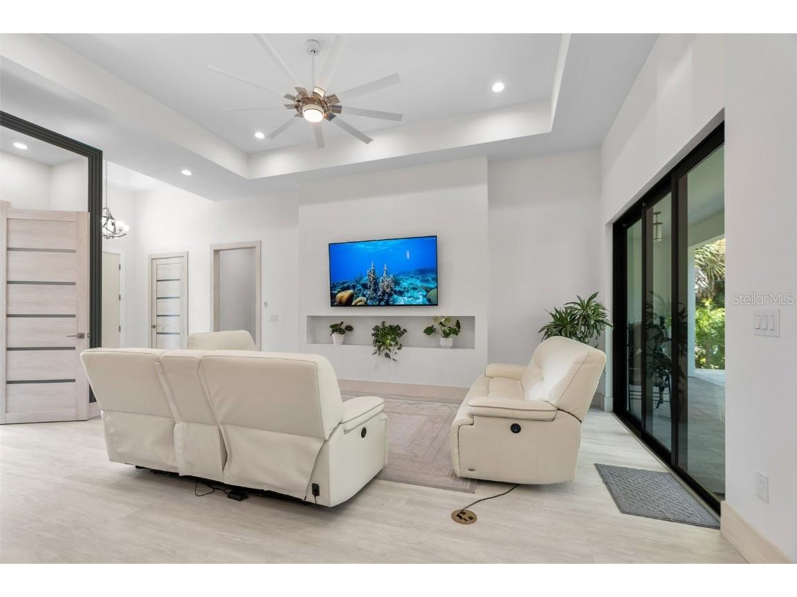 380 Cowry Road Venice FL 34293 C7516999 image9