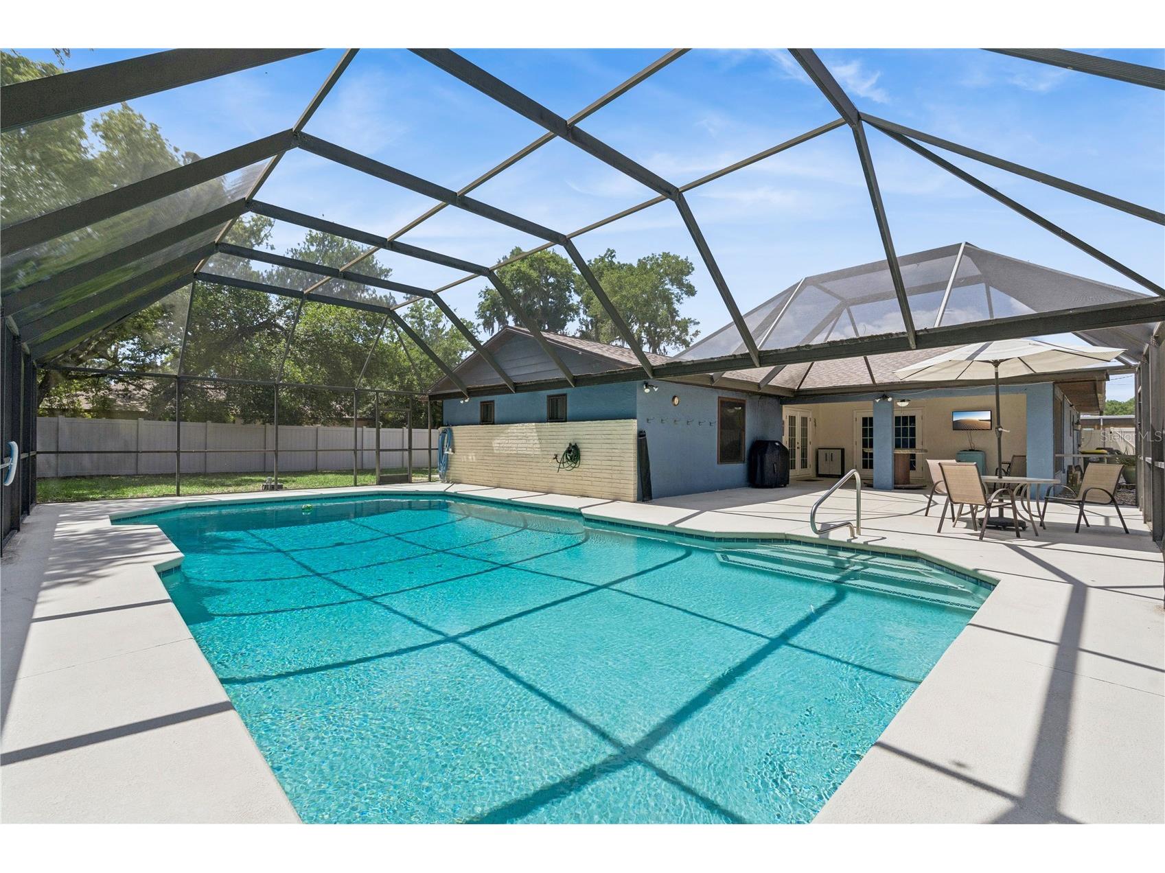 380 E Lake Street Umatilla FL 32784 O6409514 image2