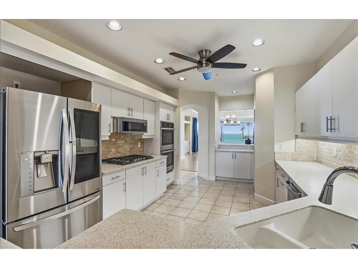 380 Gulf Of Mexico Drive #515 Longboat Key FL 34228 - SARASOTA BAY A4683391 image15