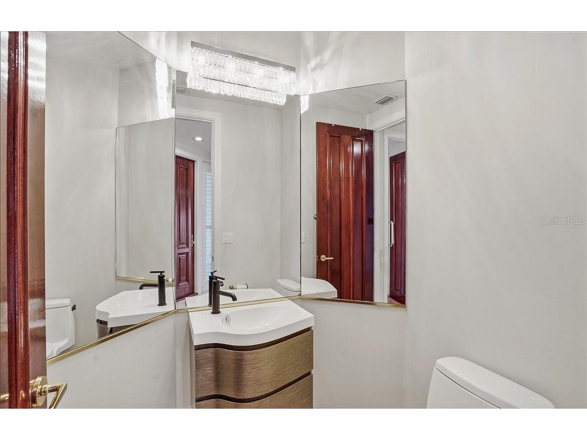 380 Gulf Of Mexico Drive #515 Longboat Key FL 34228 - SARASOTA BAY A4683391 image31