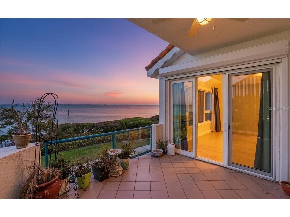 380 Gulf Of Mexico Drive #515 Longboat Key FL 34228 - SARASOTA BAY A4683391 image6
