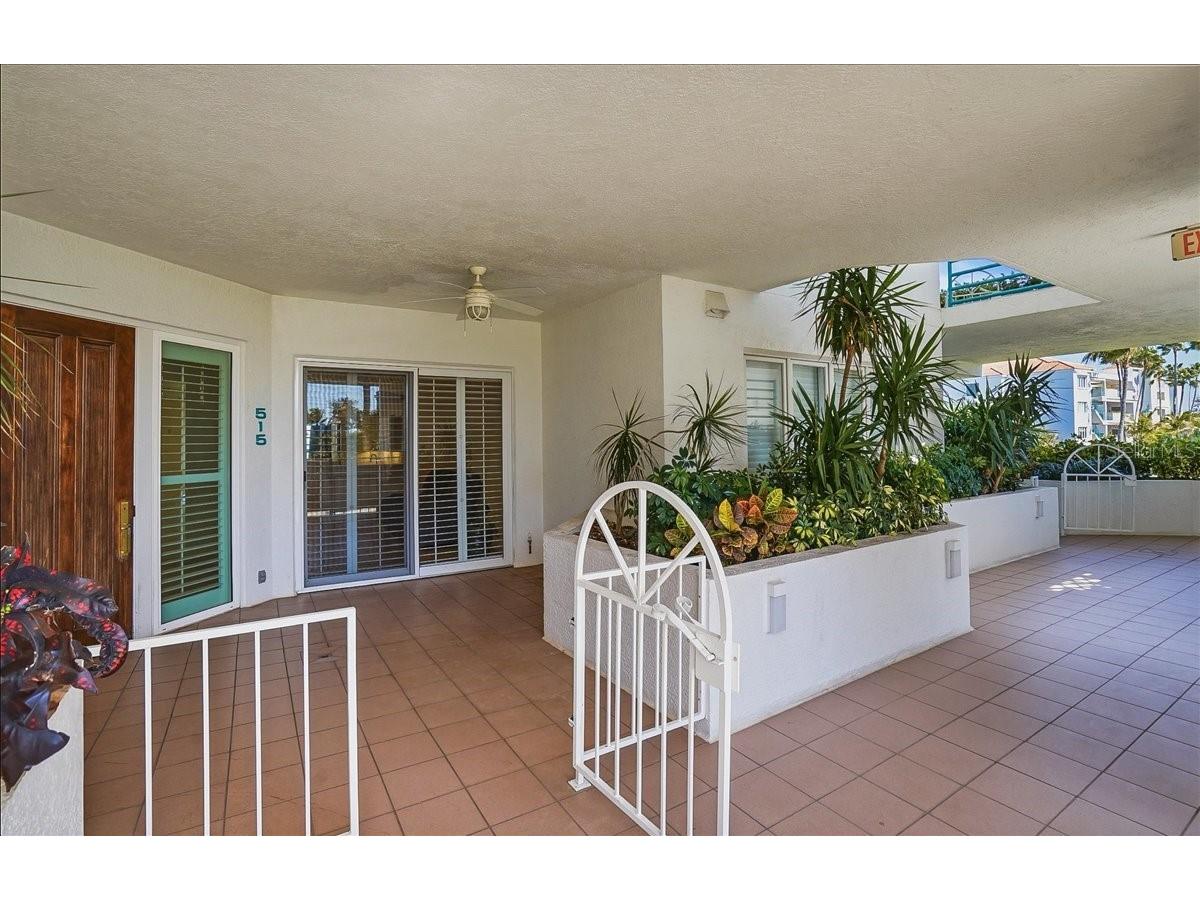 380 Gulf Of Mexico Drive #515 Longboat Key FL 34228 - SARASOTA BAY A4683391 image7