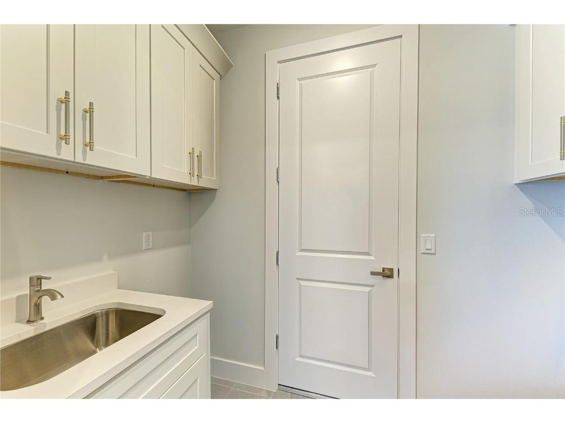 380 Holly Road Venice FL 34293 A4650459 image38