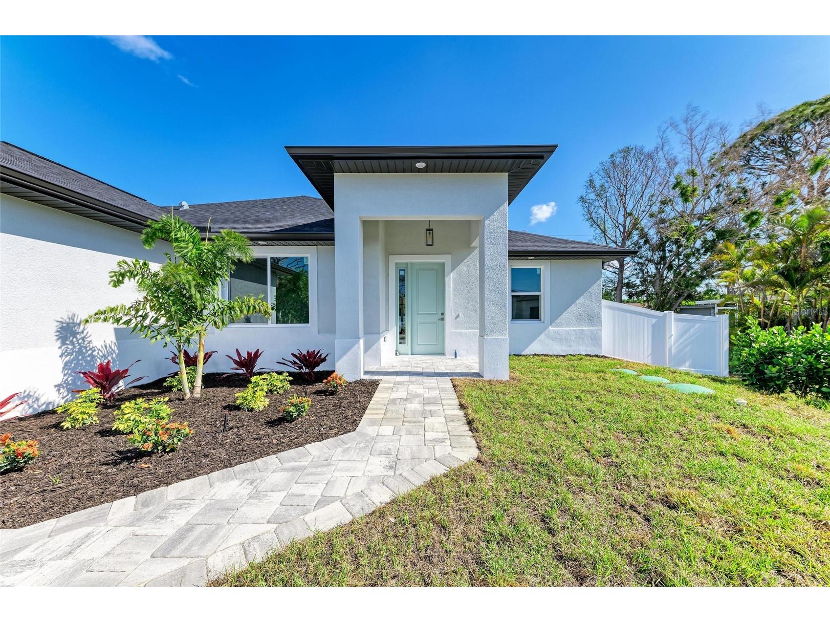 380 Holly Road Venice FL 34293 A4686181 image2