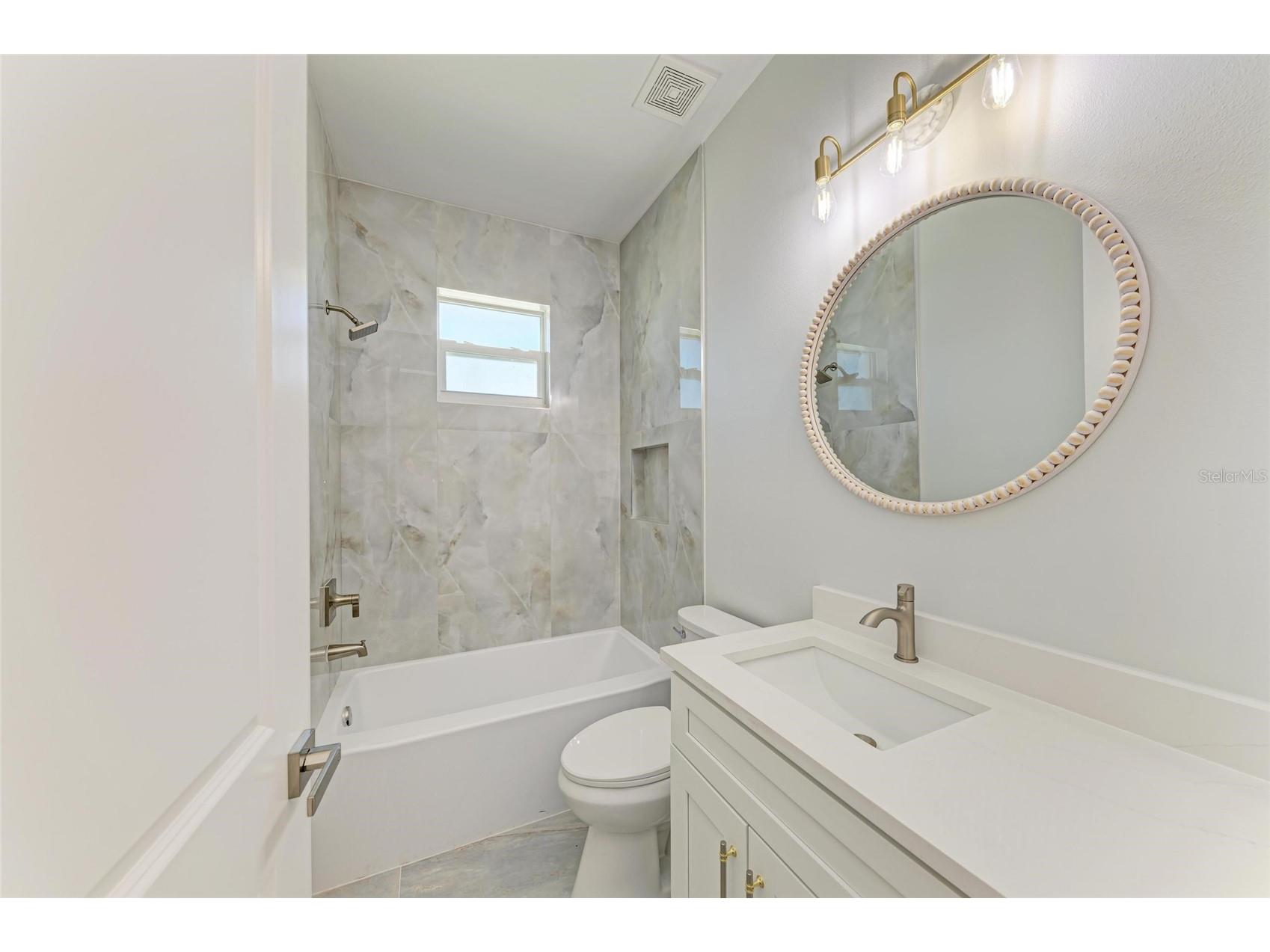 380 Holly Road Venice FL 34293 A4686181 image29