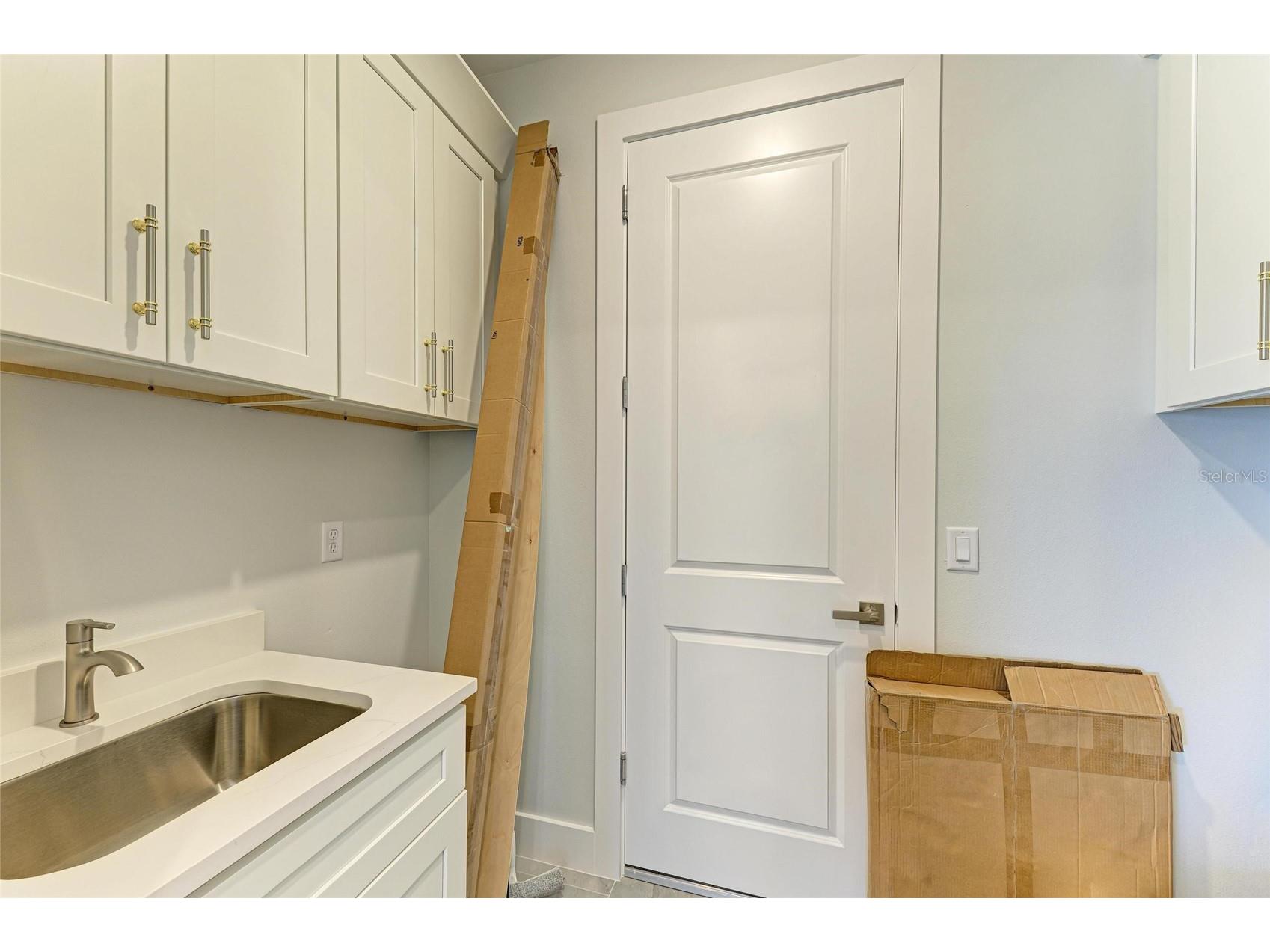 380 Holly Road Venice FL 34293 A4686181 image36