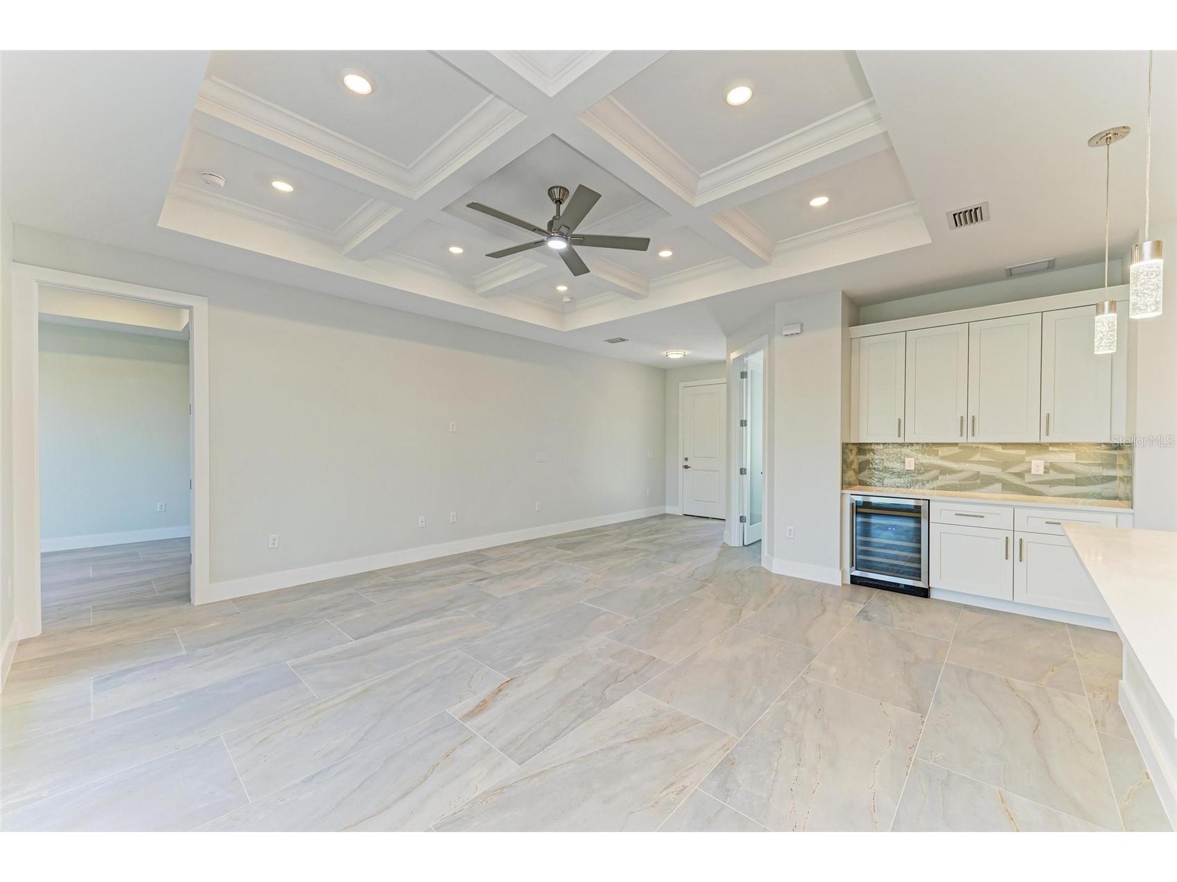 380 Holly Road Venice FL 34293 A4686181 image5