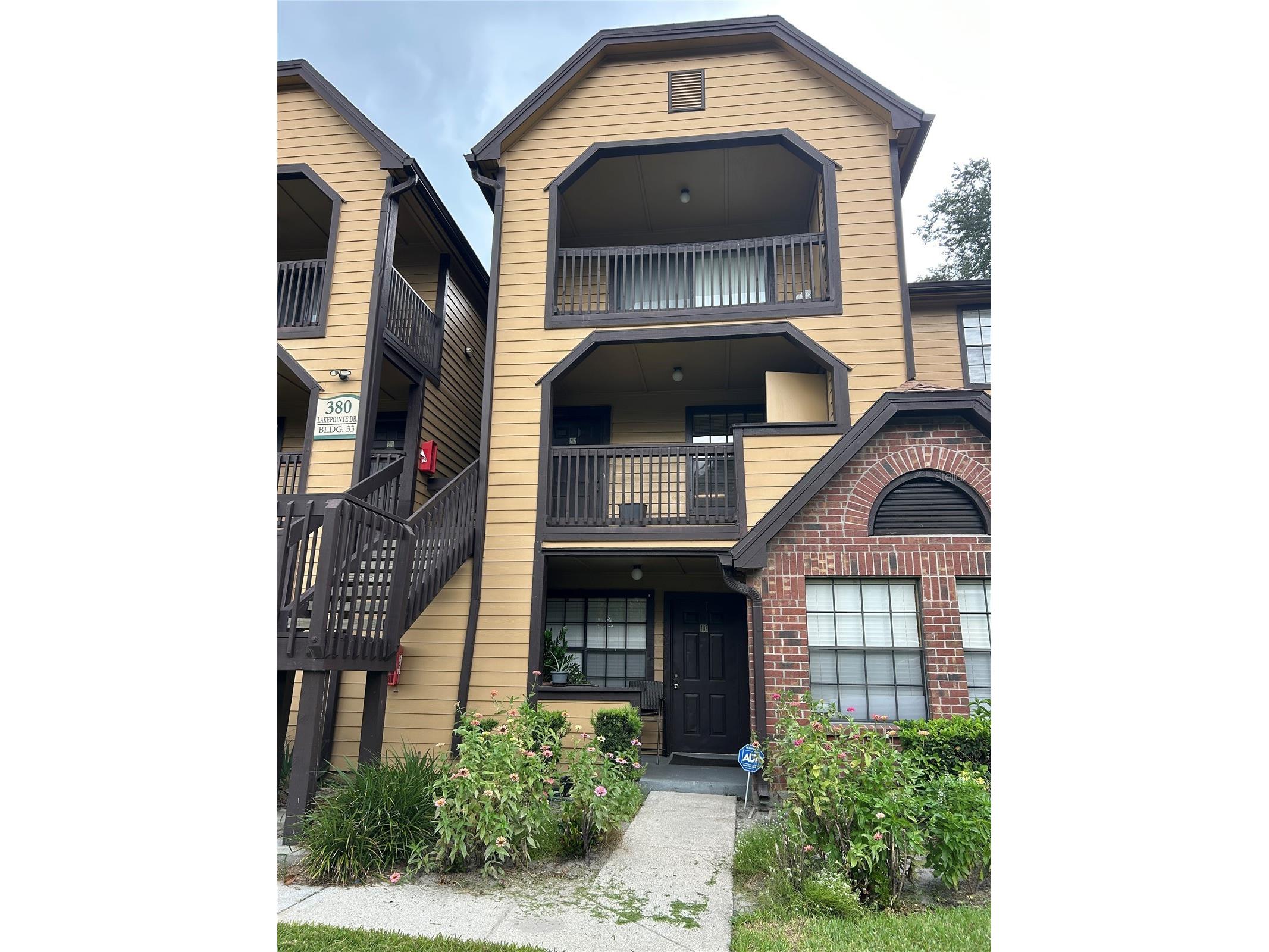 380 Lakepointe Drive #202 Altamonte Springs FL 32701 O6421275 image1