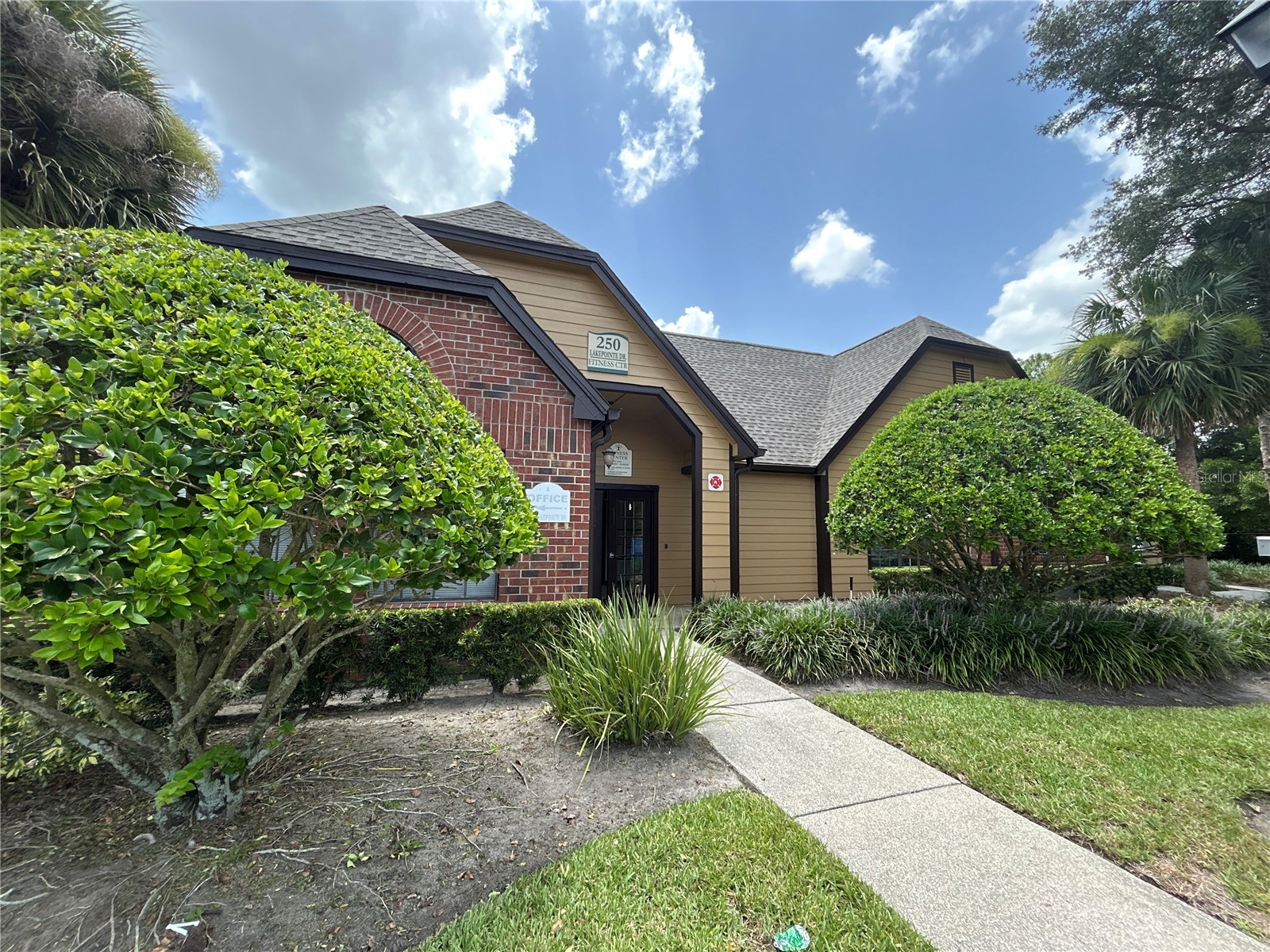 380 Lakepointe Drive #202 Altamonte Springs FL 32701 O6421275 image17