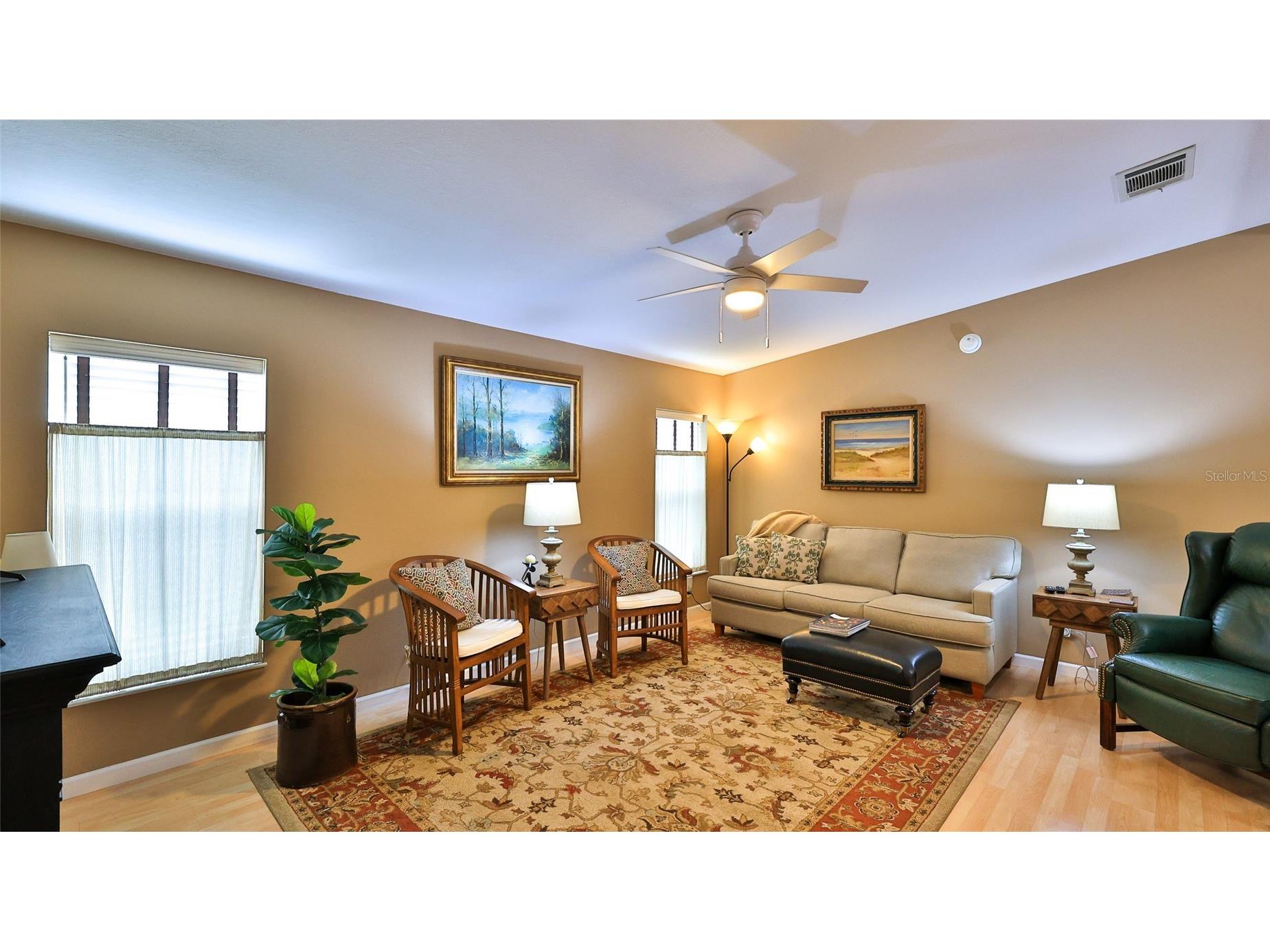 380 Marsh Landing Loop Oak Hill FL 32759 NS1088454 image10