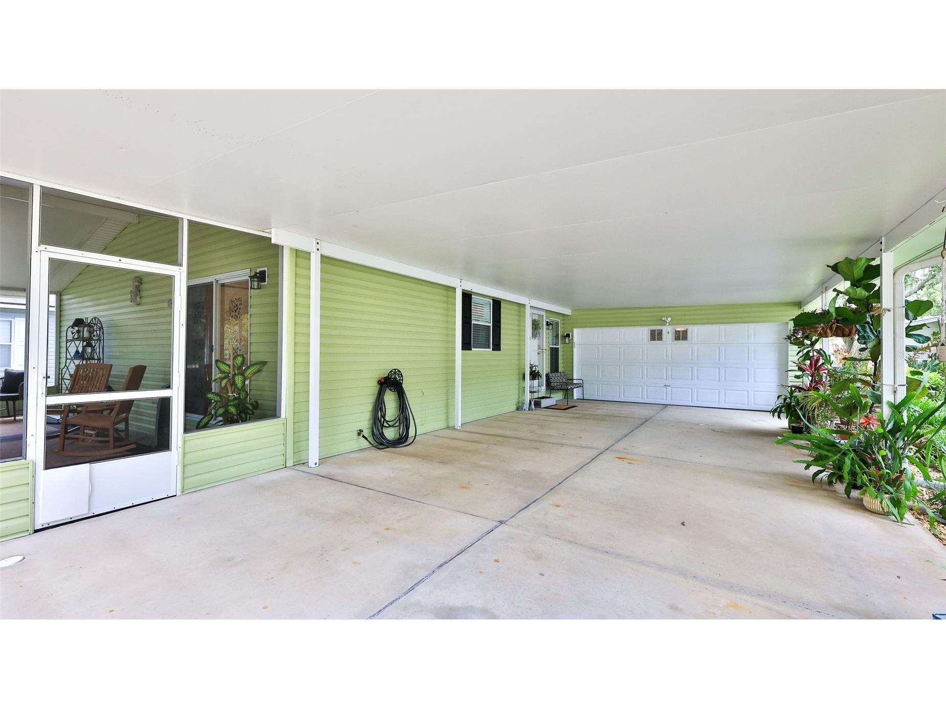 380 Marsh Landing Loop Oak Hill FL 32759 NS1088454 image2