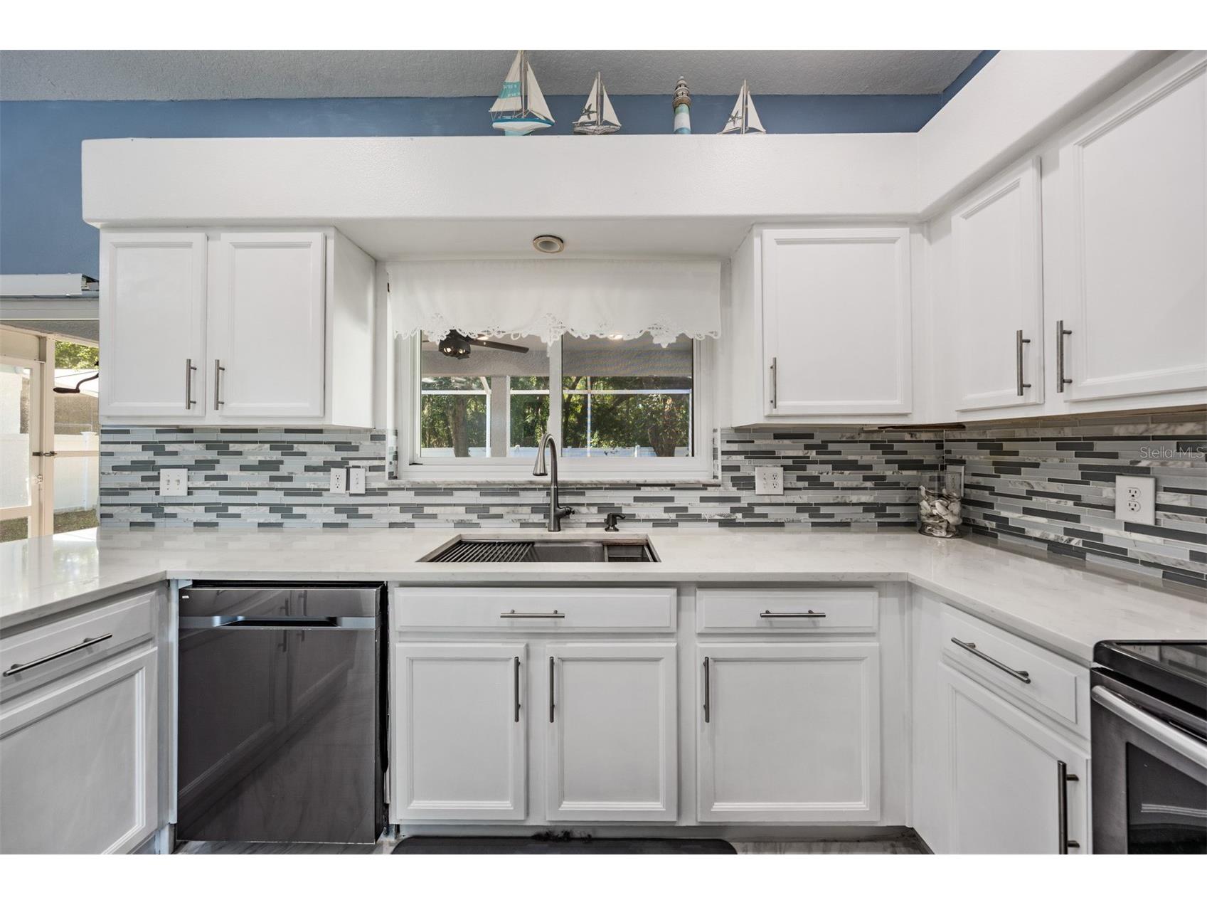 380 Rosalind Lane Oldsmar FL 34677 TB8510265 image12