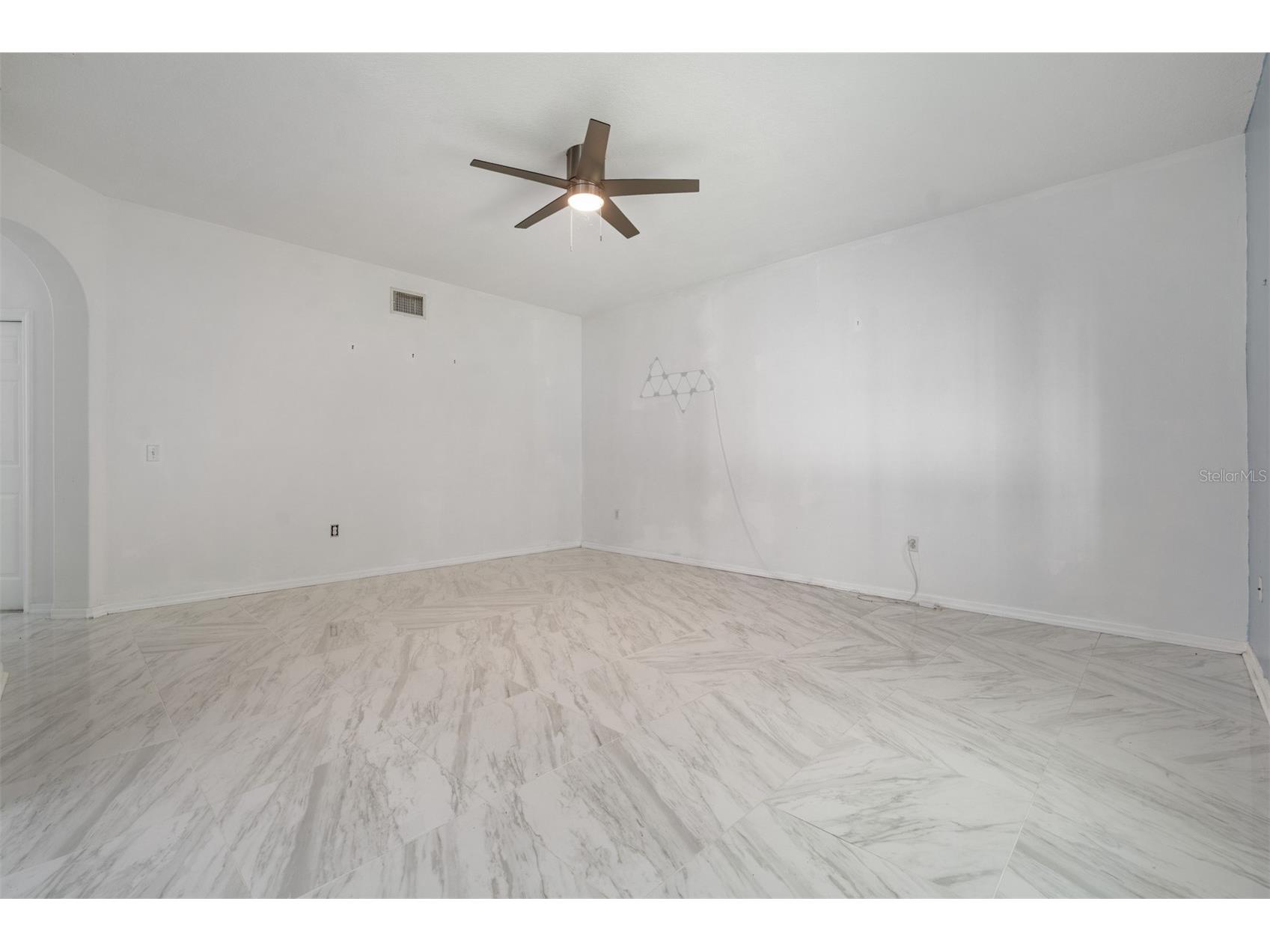 380 Rosalind Lane Oldsmar FL 34677 TB8510265 image15