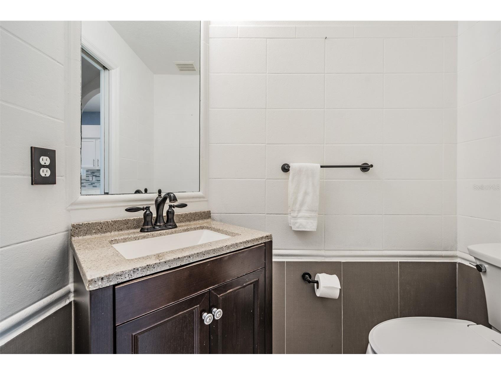 380 Rosalind Lane Oldsmar FL 34677 TB8510265 image18