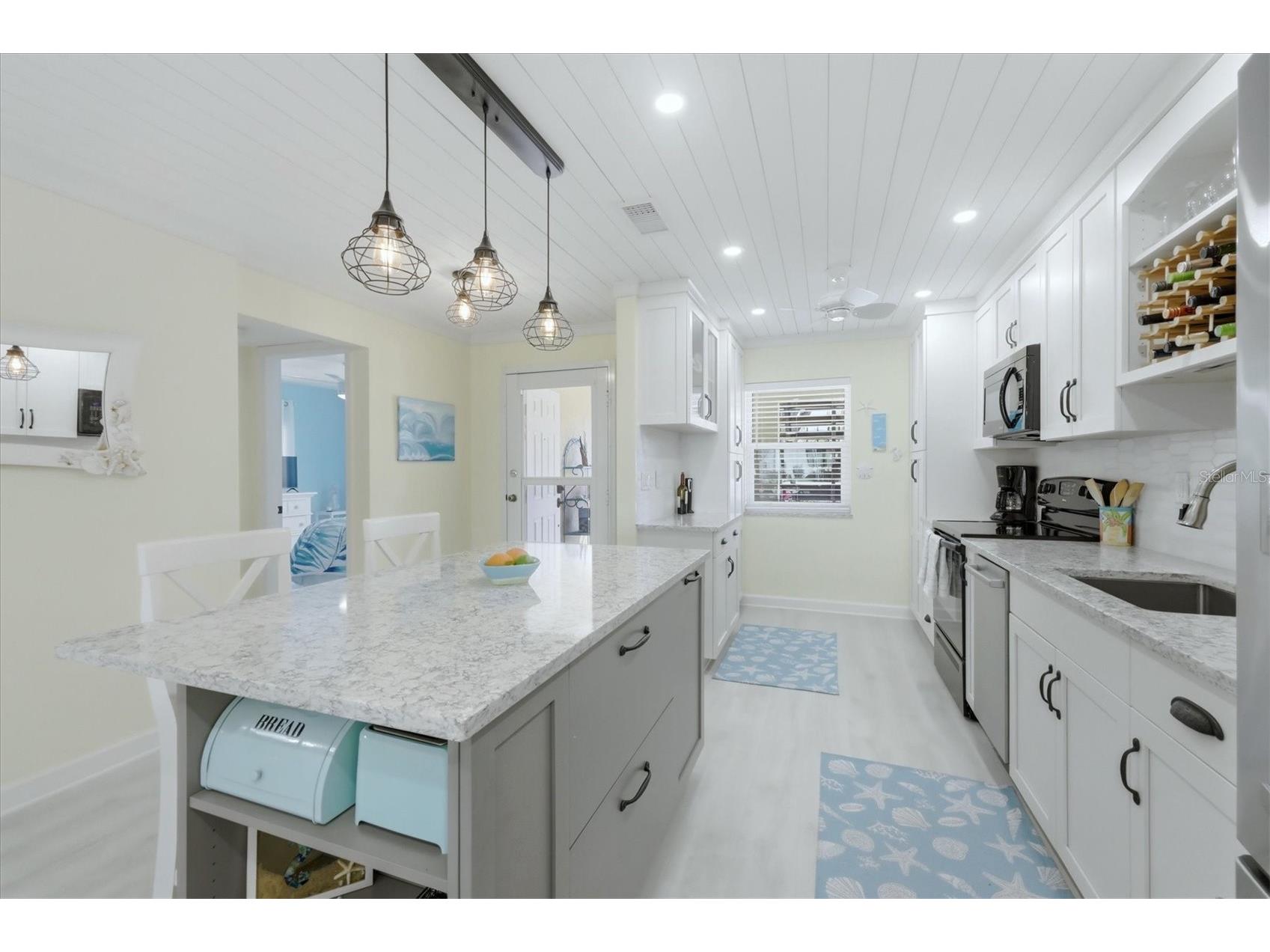 380 Three Lakes Lane #A Venice FL 34285 A4685592 image16
