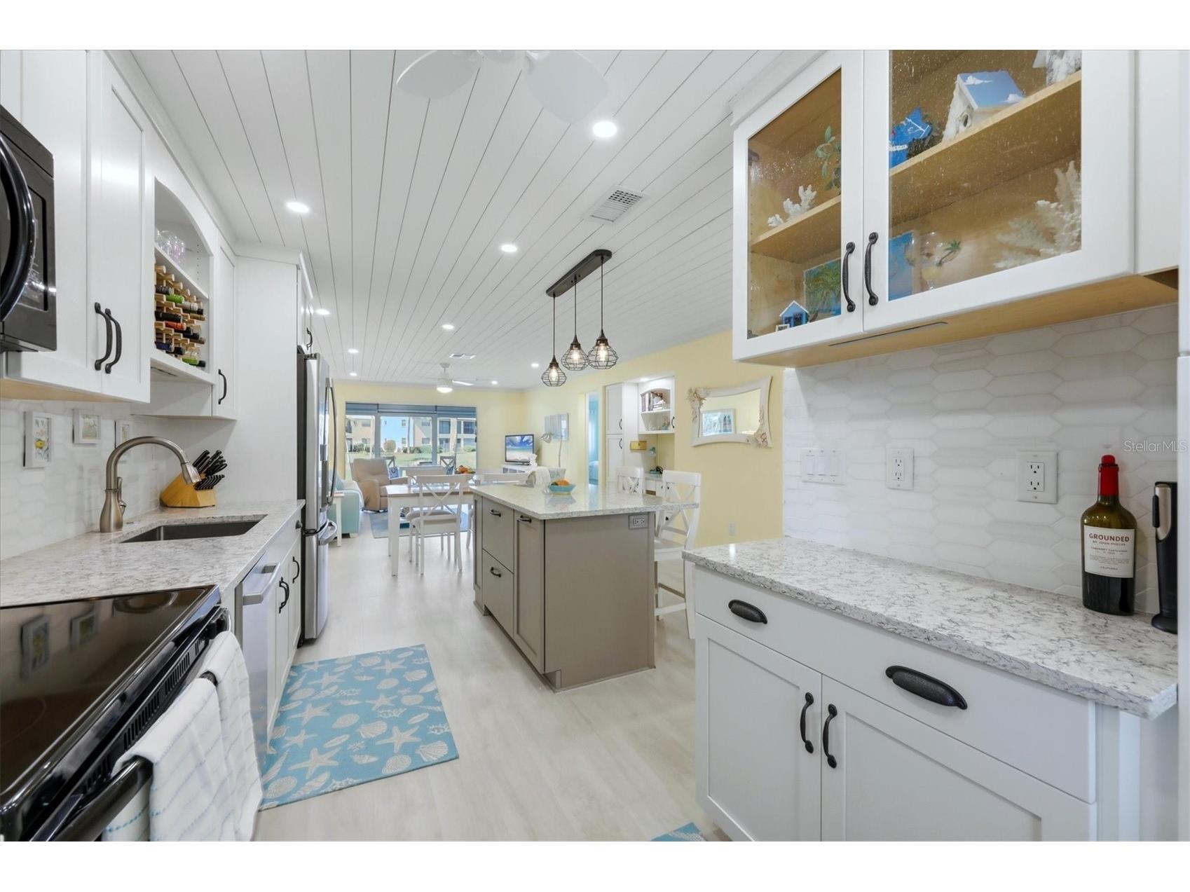 380 Three Lakes Lane #A Venice FL 34285 A4685592 image18
