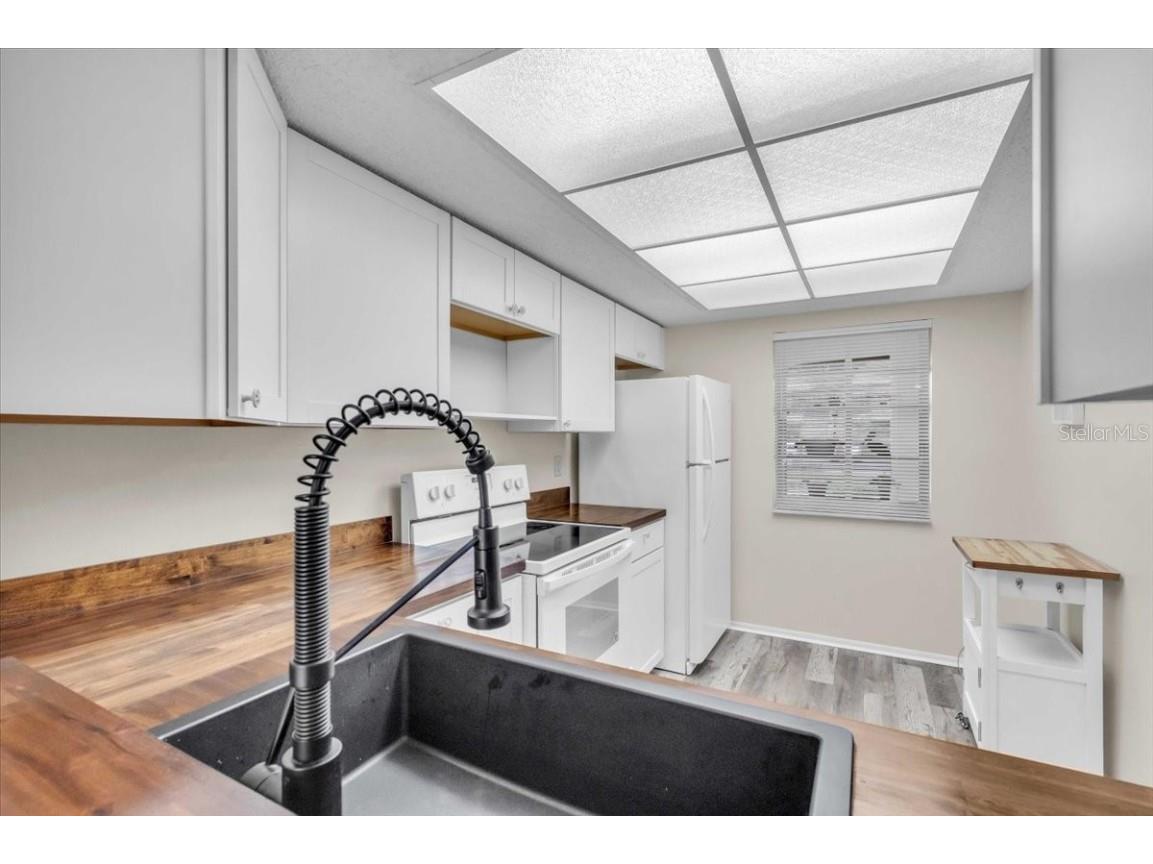 380 Three Lakes Lane #K Venice FL 34285 N6140763 image9