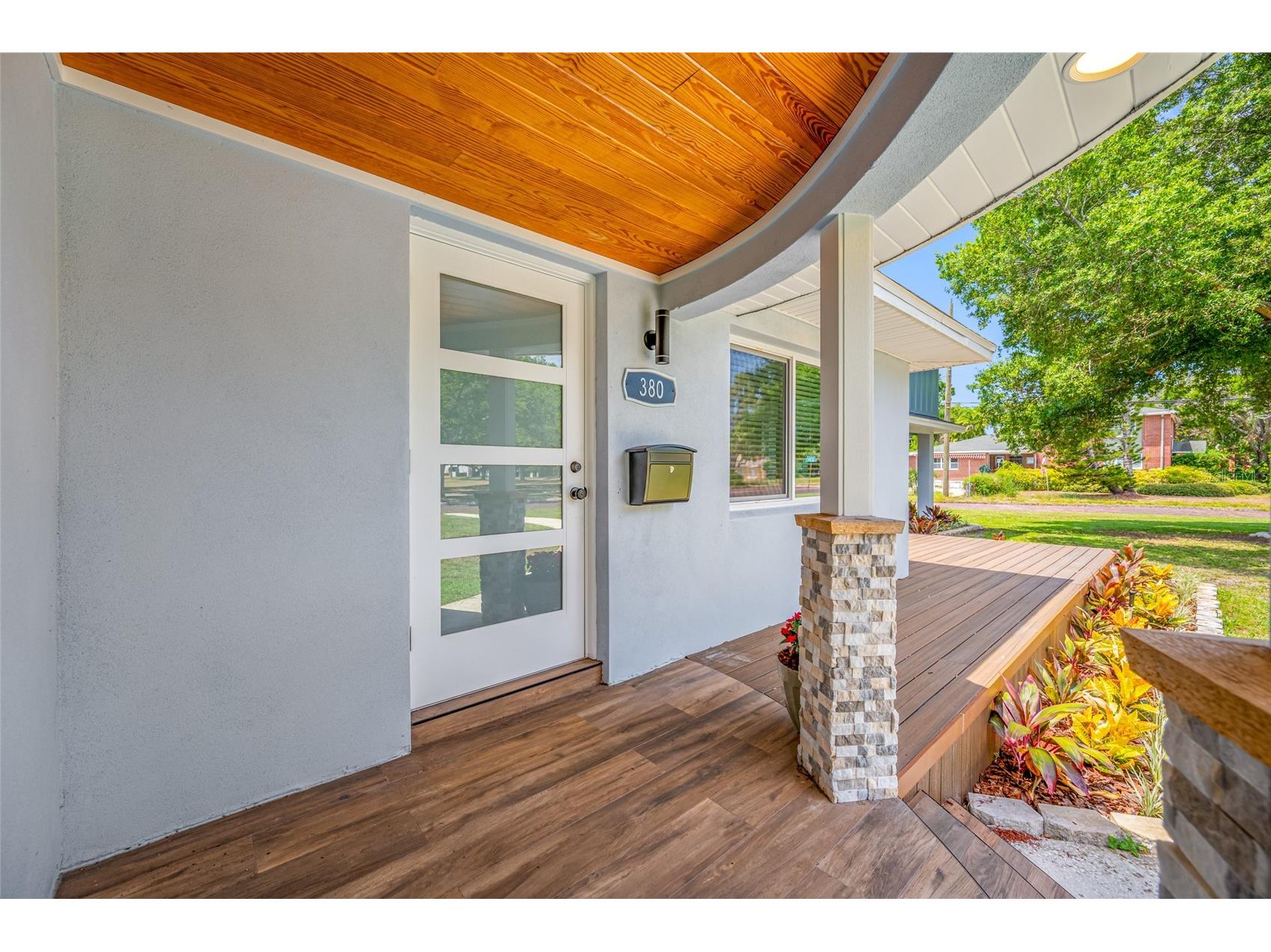 380 Villagrande Avenue S Saint Petersburg FL 33707 TB8526499 image13