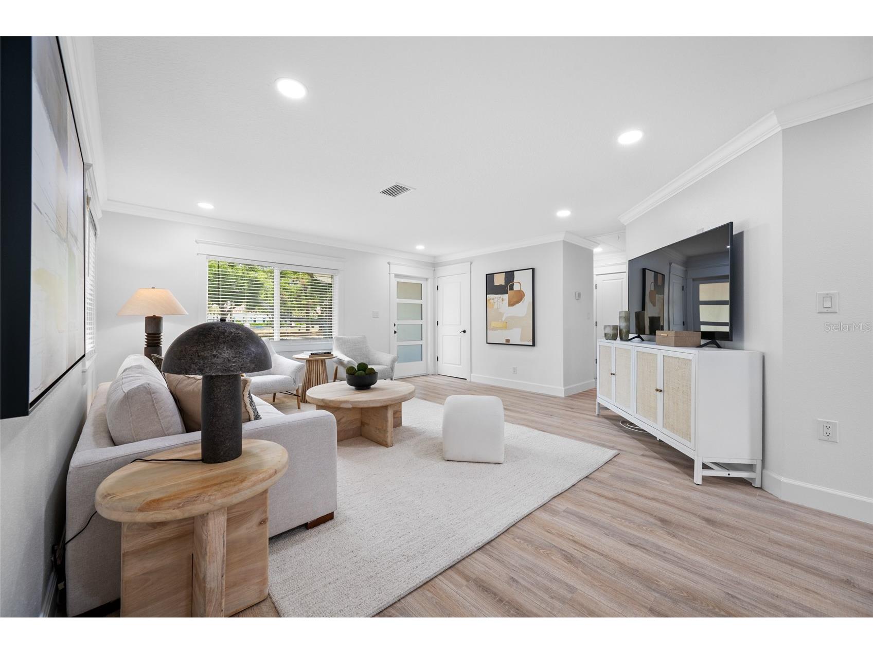 380 Villagrande Avenue S Saint Petersburg FL 33707 TB8526499 image17