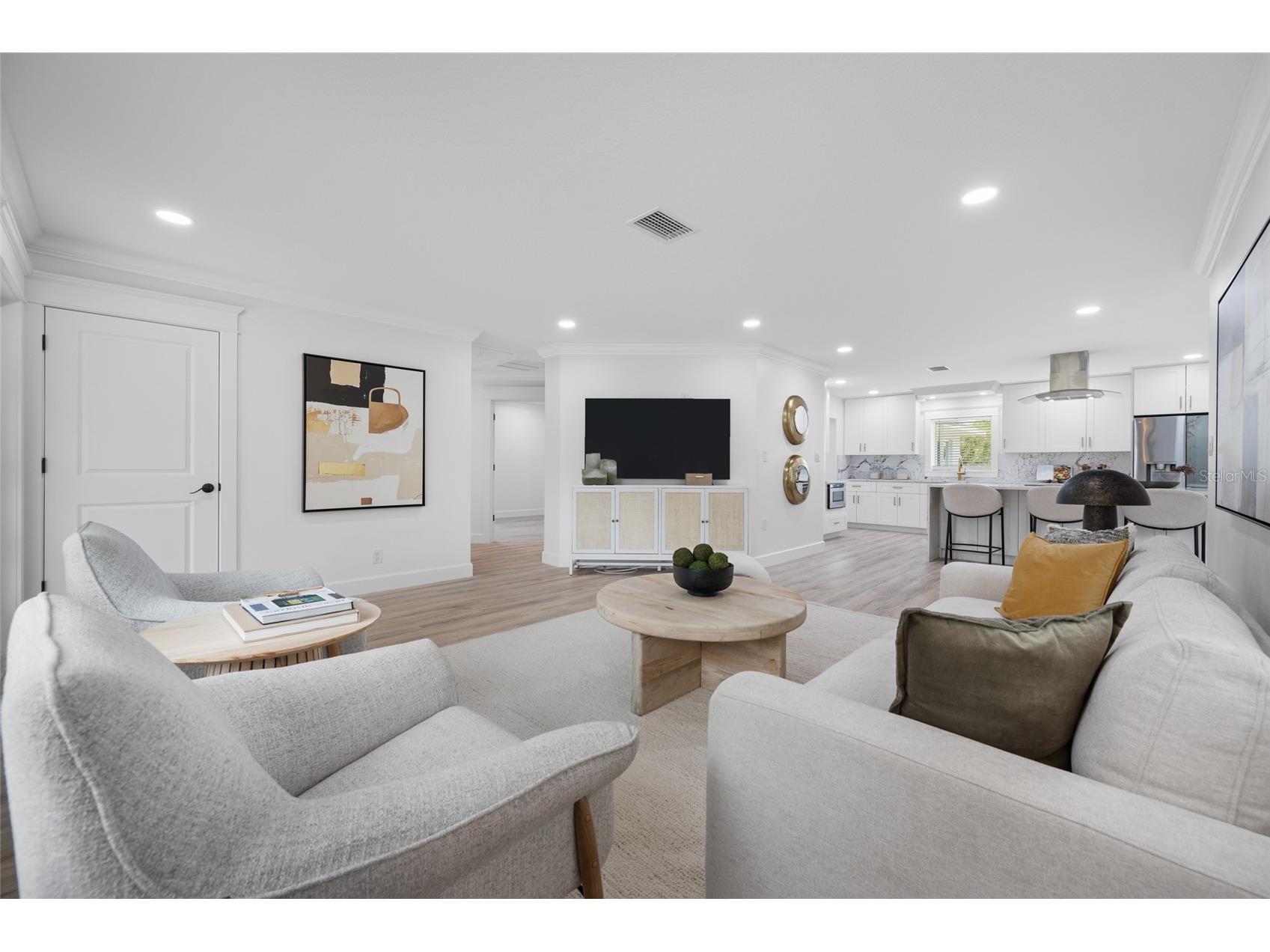 380 Villagrande Avenue S Saint Petersburg FL 33707 TB8526499 image18