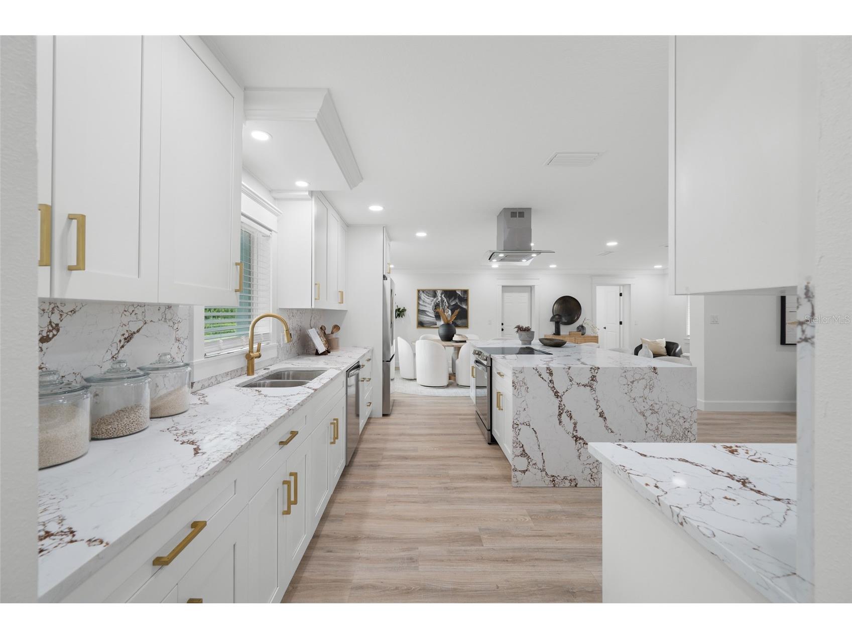 380 Villagrande Avenue S Saint Petersburg FL 33707 TB8526499 image26
