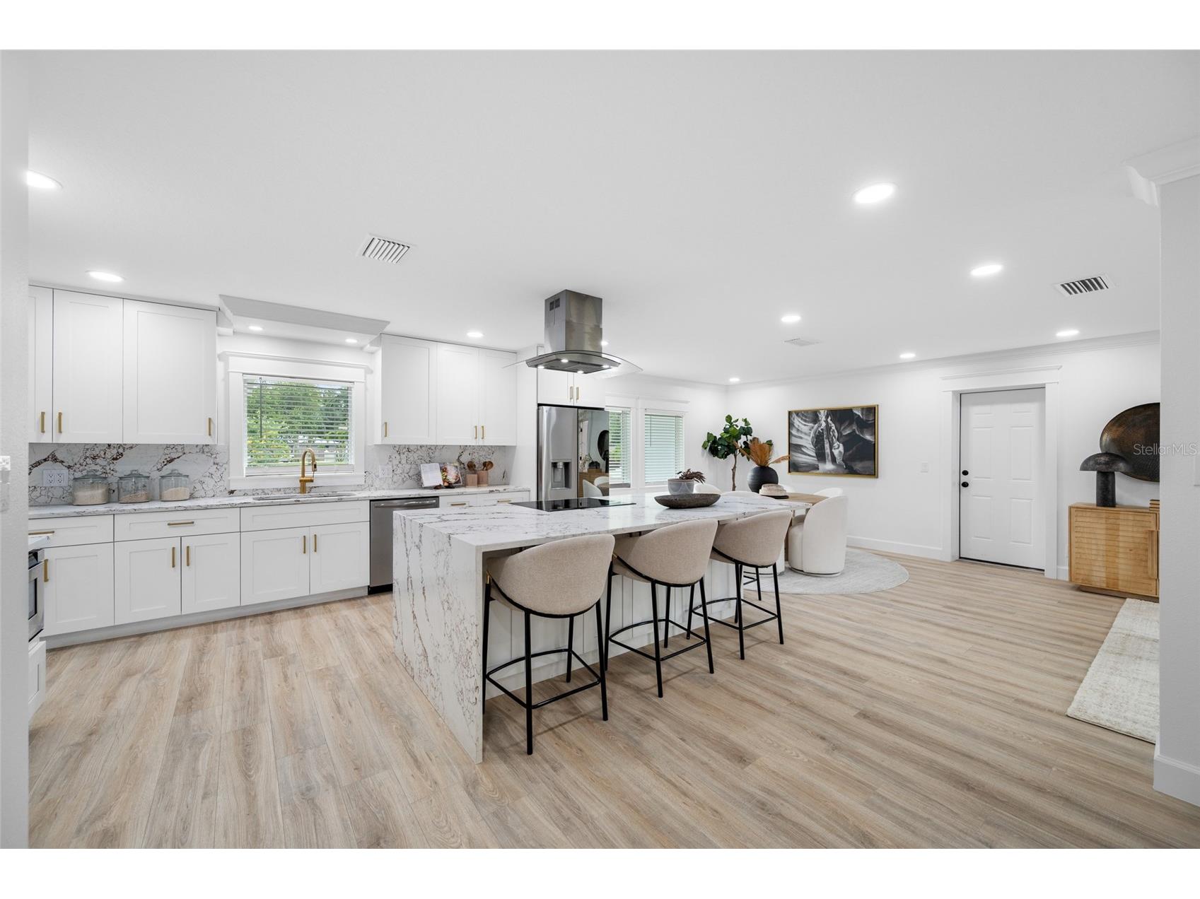 380 Villagrande Avenue S Saint Petersburg FL 33707 TB8526499 image32