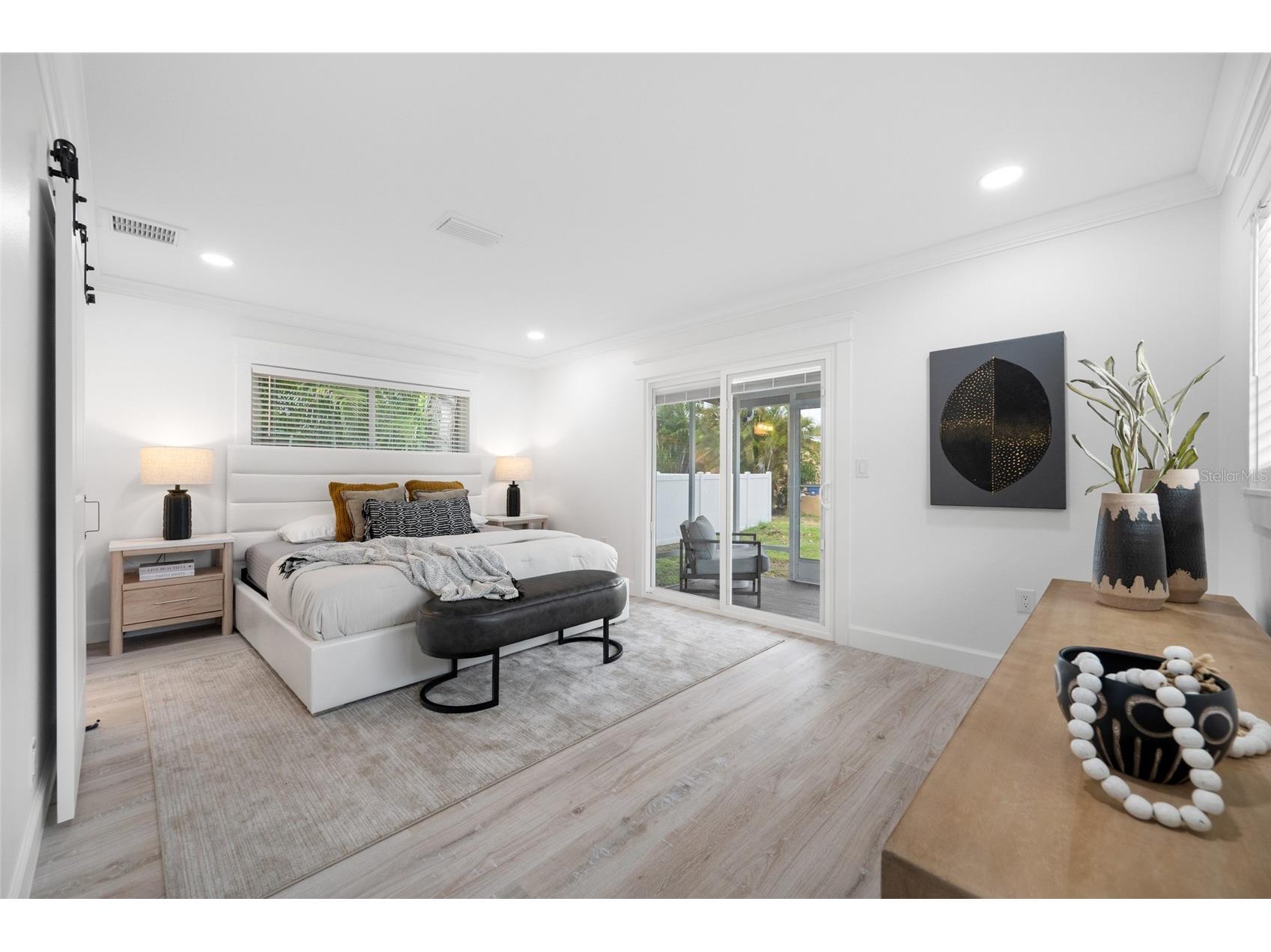 380 Villagrande Avenue S Saint Petersburg FL 33707 TB8526499 image39