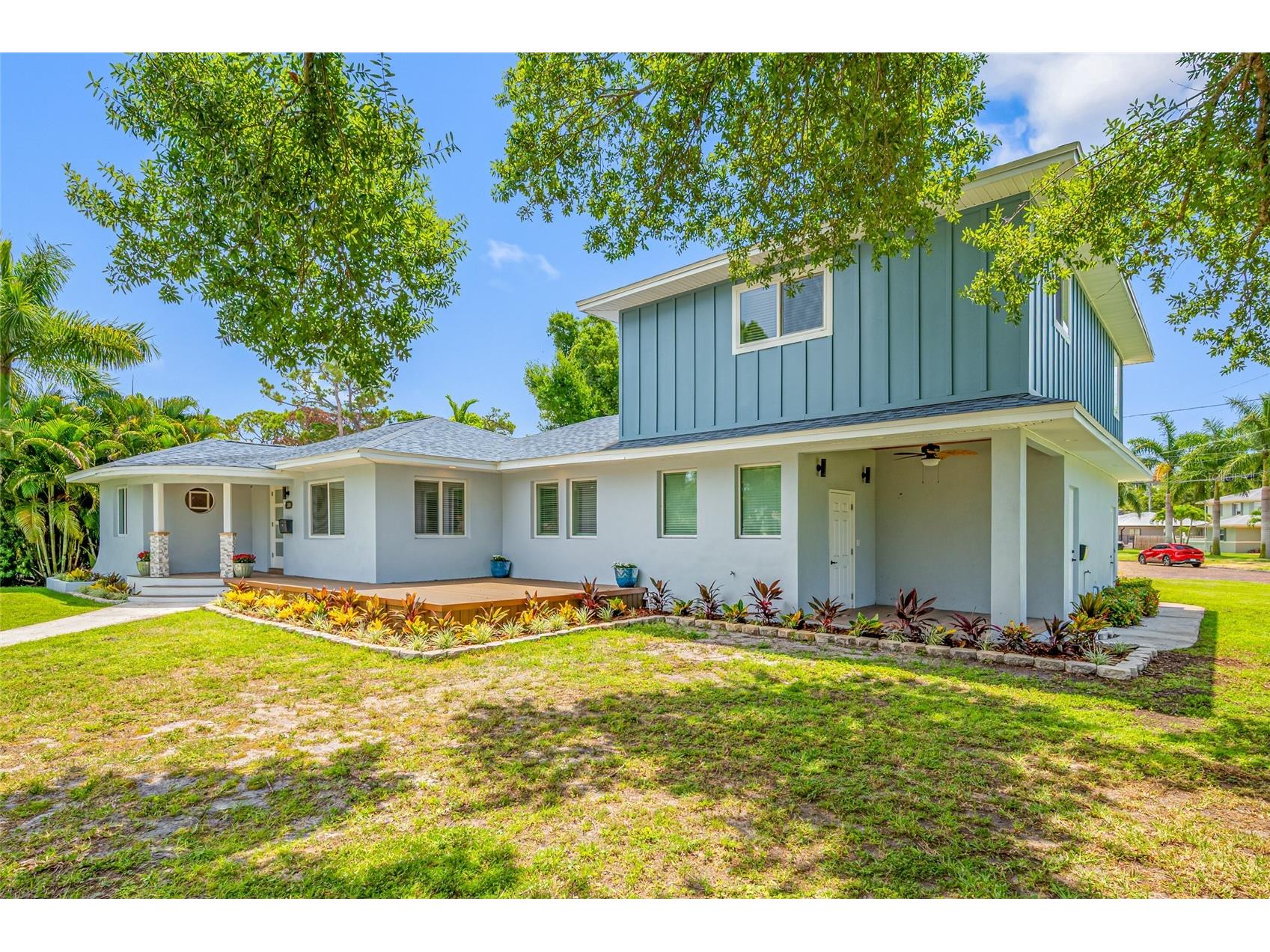 380 Villagrande Avenue S Saint Petersburg FL 33707 TB8526499 image4