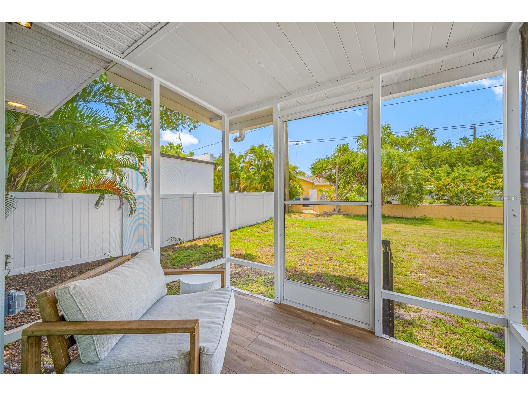 380 Villagrande Avenue S Saint Petersburg FL 33707 TB8526499 image48