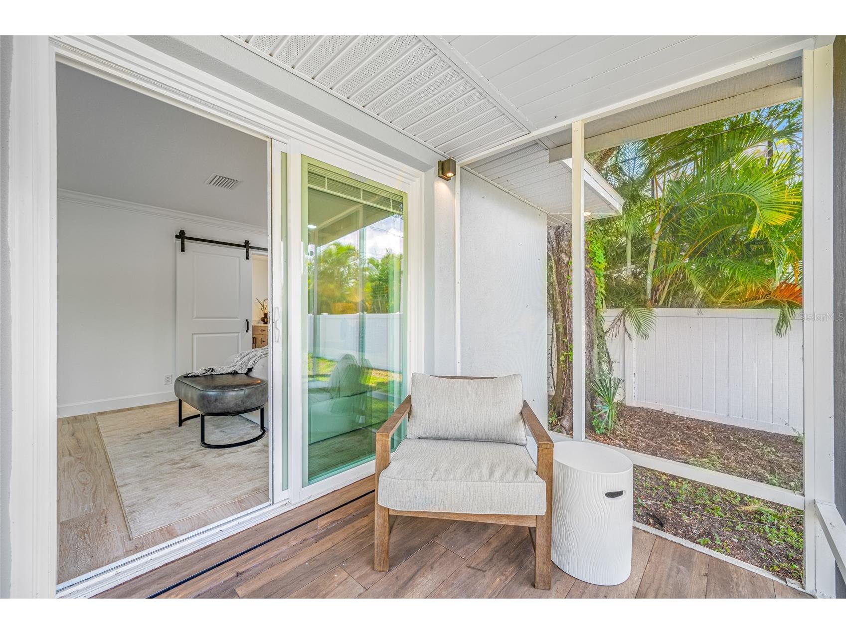 380 Villagrande Avenue S Saint Petersburg FL 33707 TB8526499 image49