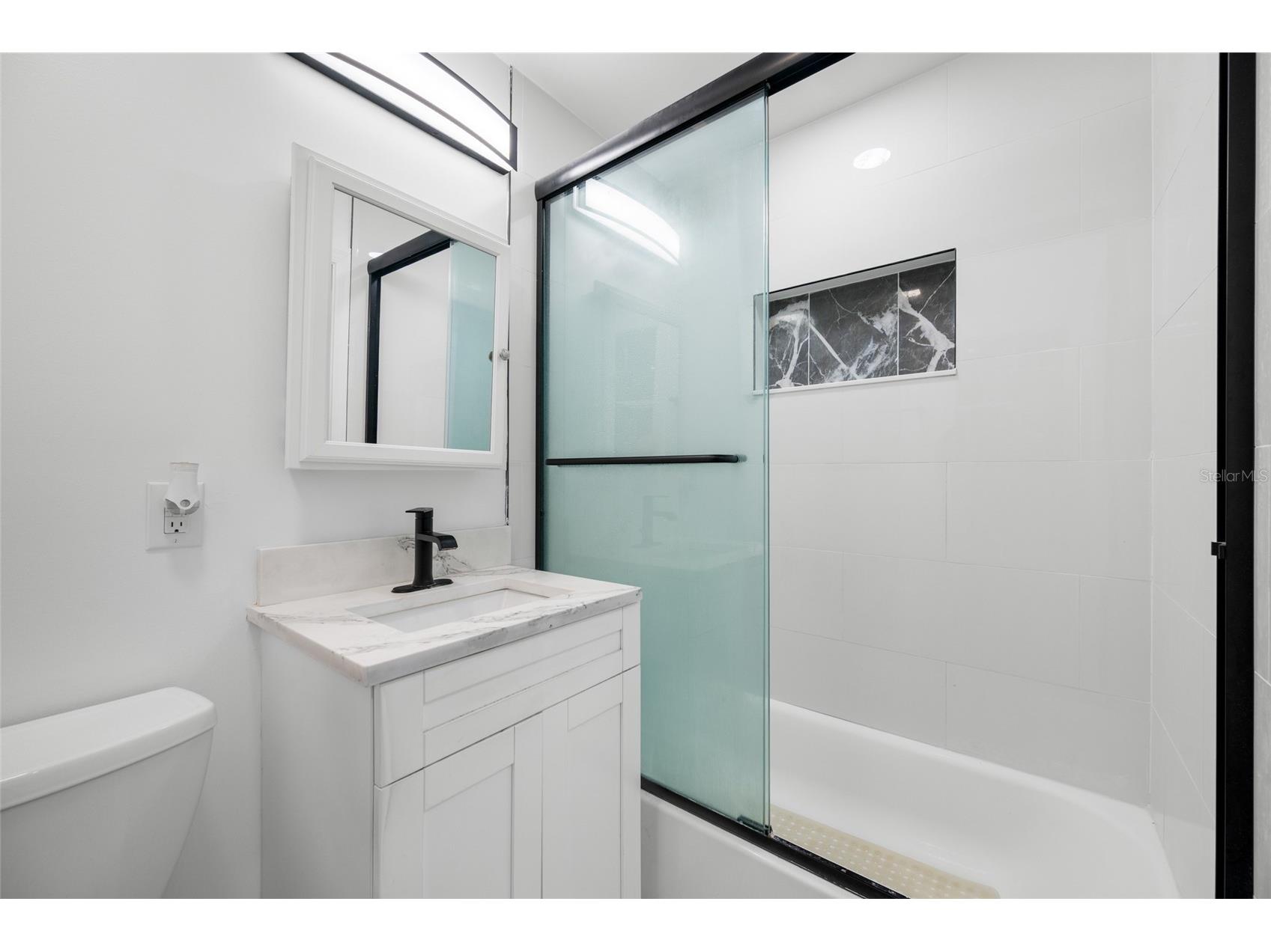 380 Villagrande Avenue S Saint Petersburg FL 33707 TB8526499 image80