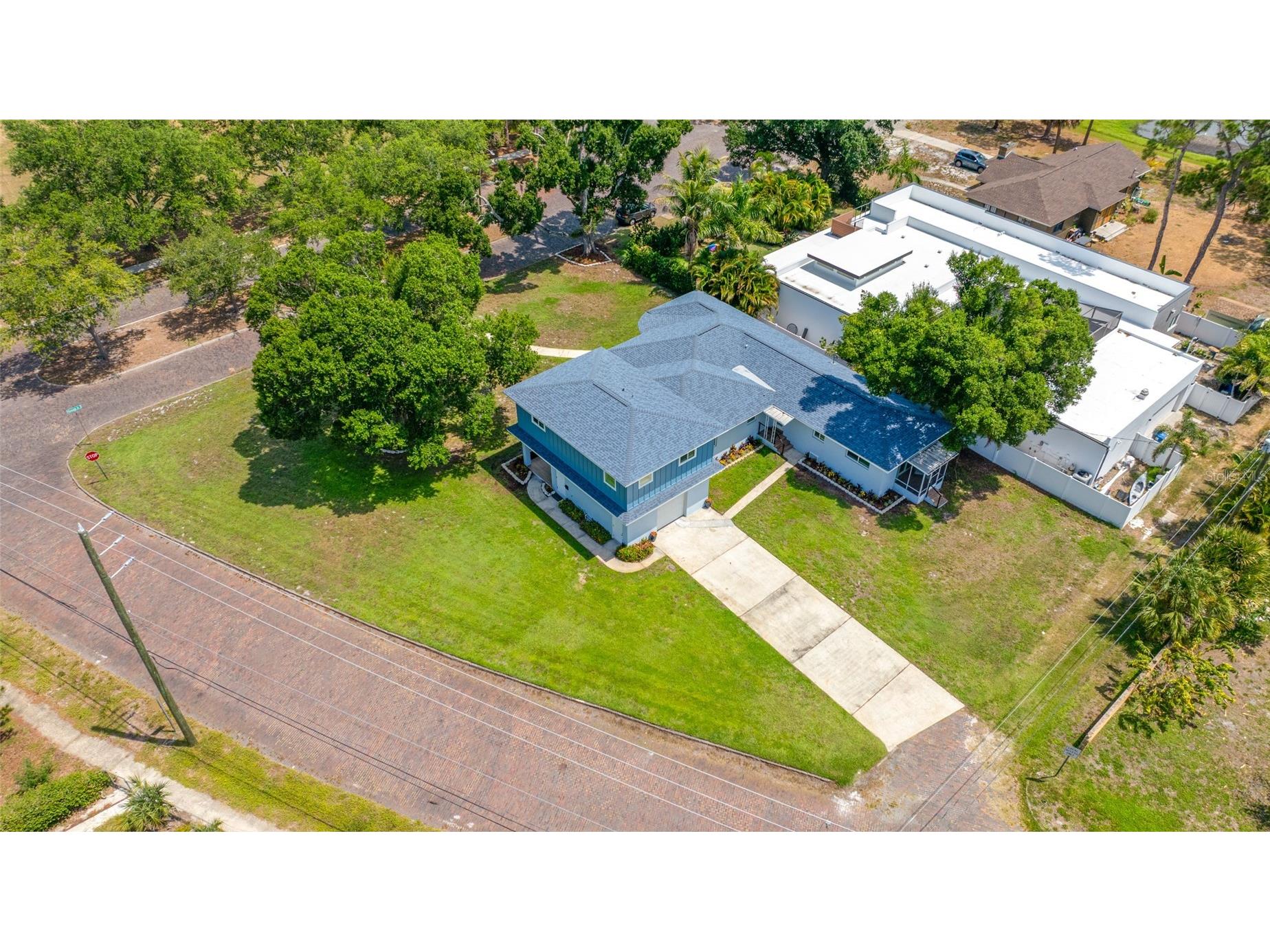 380 Villagrande Avenue S Saint Petersburg FL 33707 TB8526499 image86