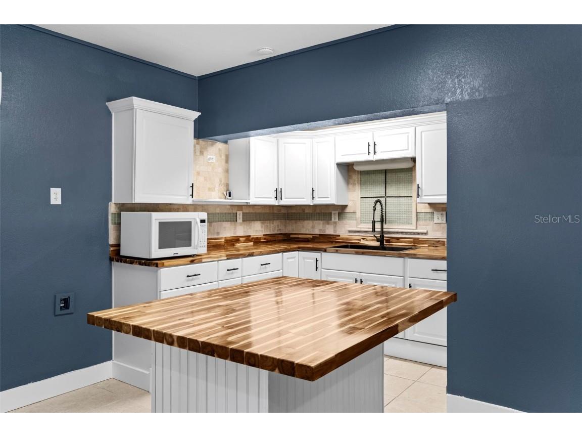 380 Wellington Avenue Oldsmar FL 34677 TB8373443 image30