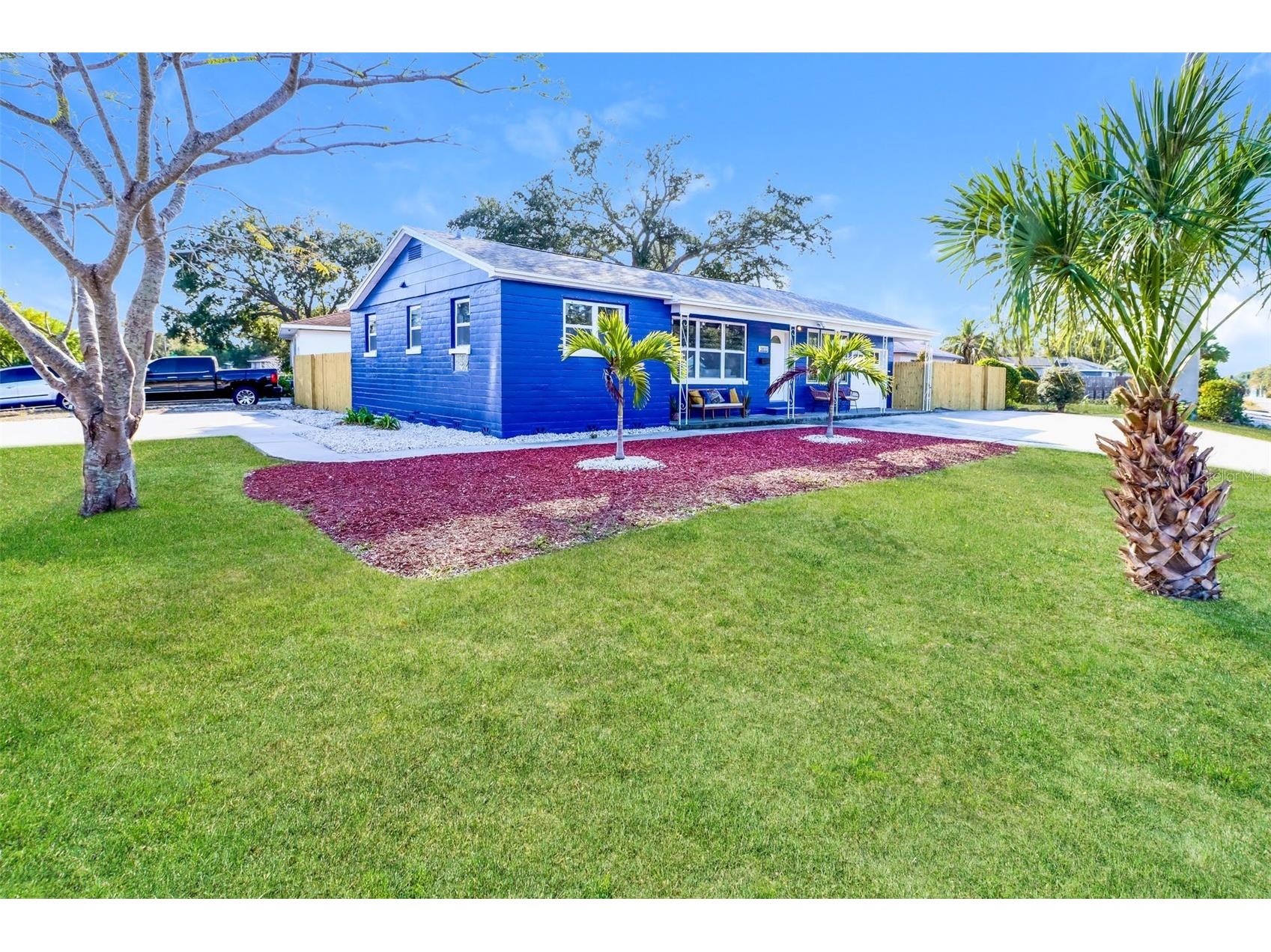 3800 1st Avenue S Saint Petersburg FL 33711 TB8469576 image1