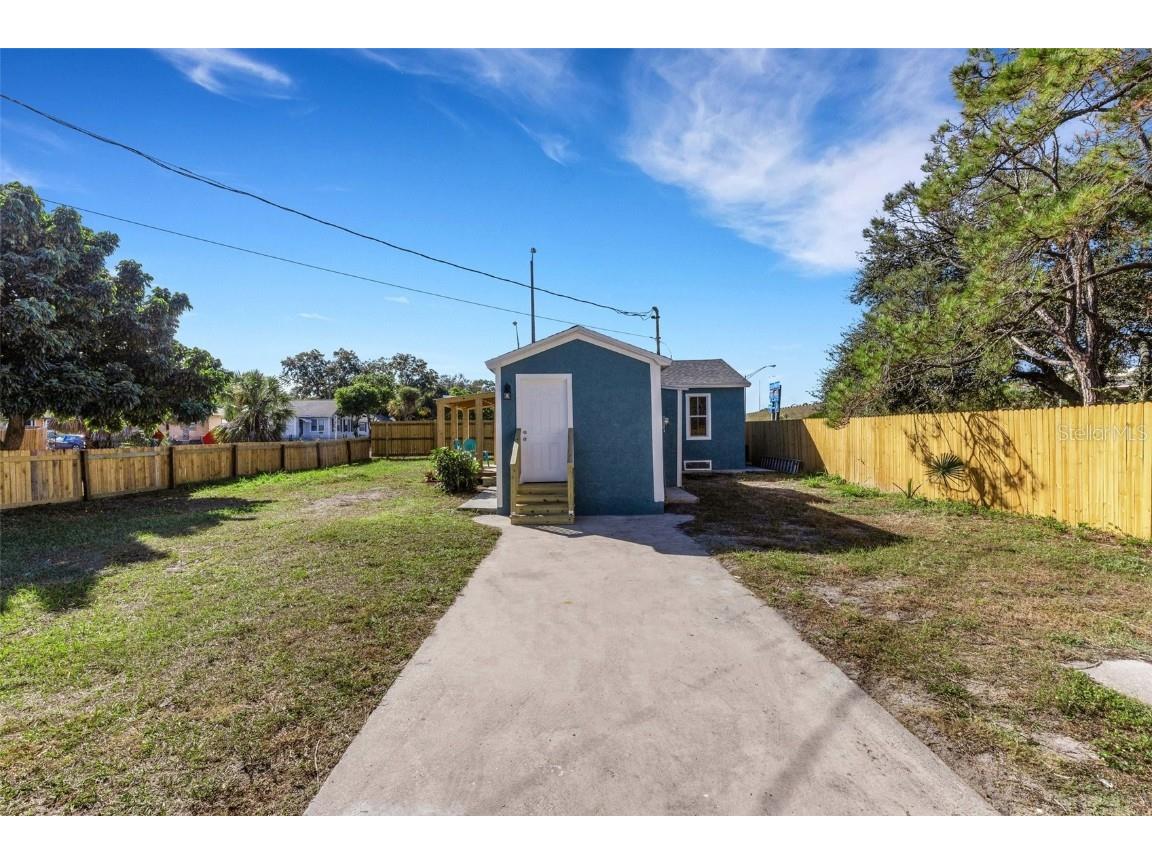 3800 21st Street N Saint Petersburg FL 33714 U8219731 image1