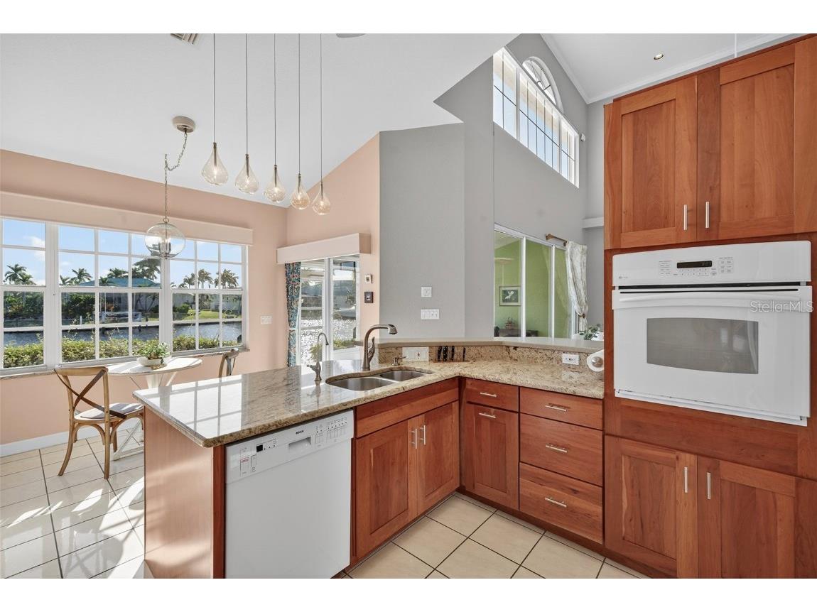 3800 Bal Harbor Boulevard #415 Punta Gorda FL 33950 - TOWHEE & KITTIWAKE CANALS C7516515 image12