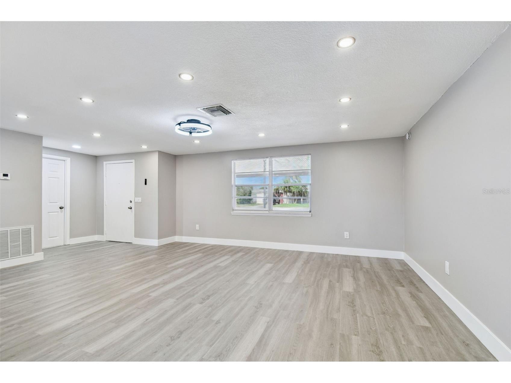 3800 Darlington Road Holiday FL 34691 TB8431207 image4