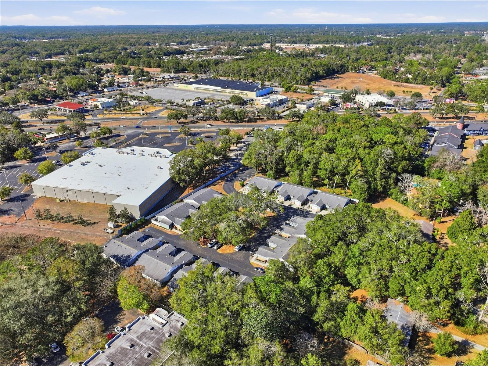 3800 E Silver Springs Boulevard #10 Ocala FL 34470 OM717923 image32
