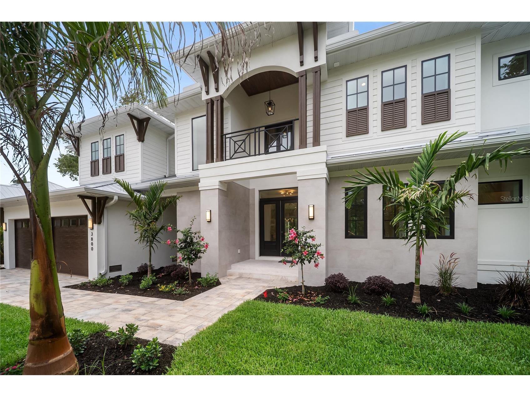 3800 Flores Avenue Sarasota FL 34239 A4695844 image1